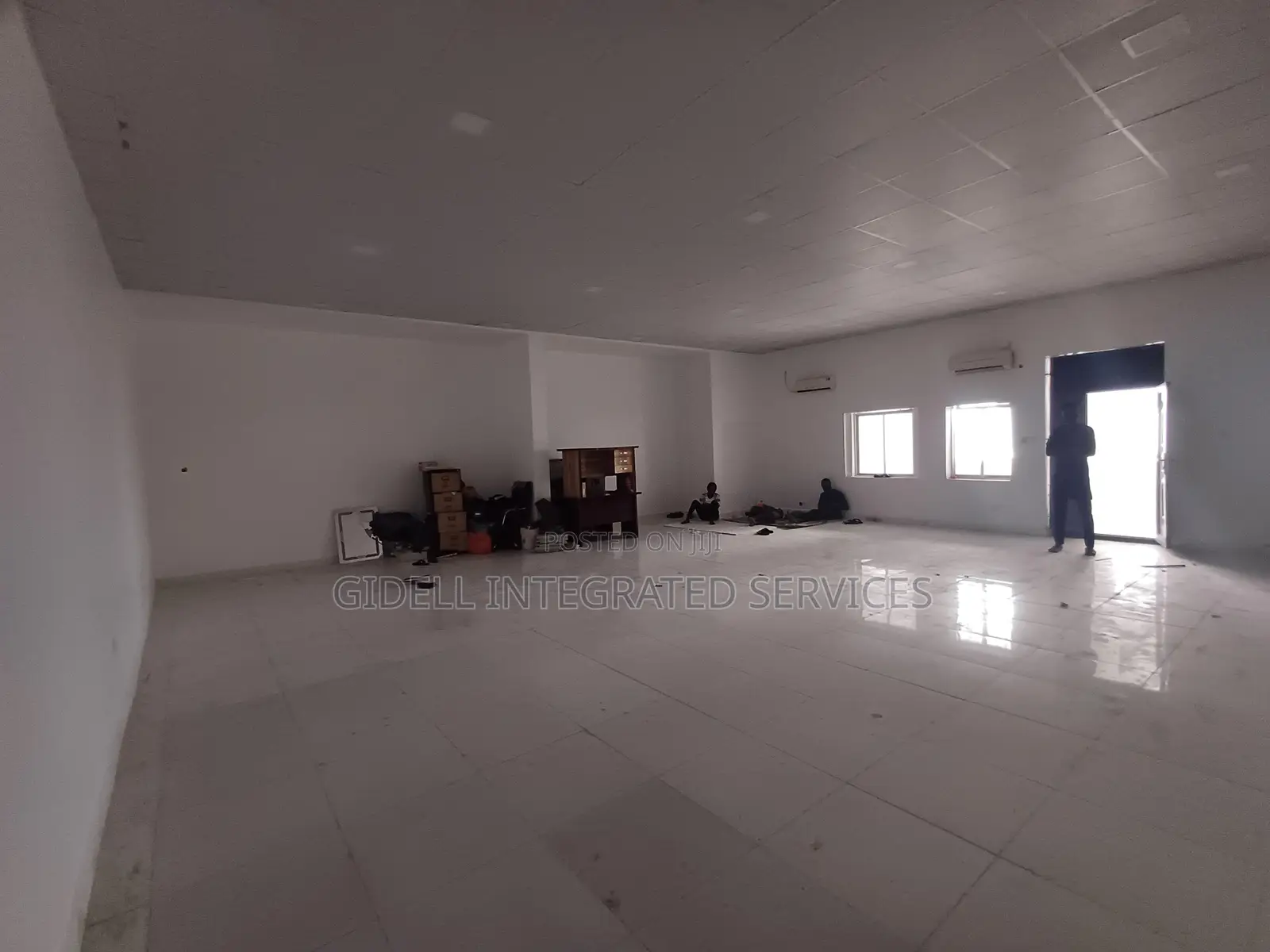 120SQM Office Space on the Ground Floor in Zone 5 / Wuse