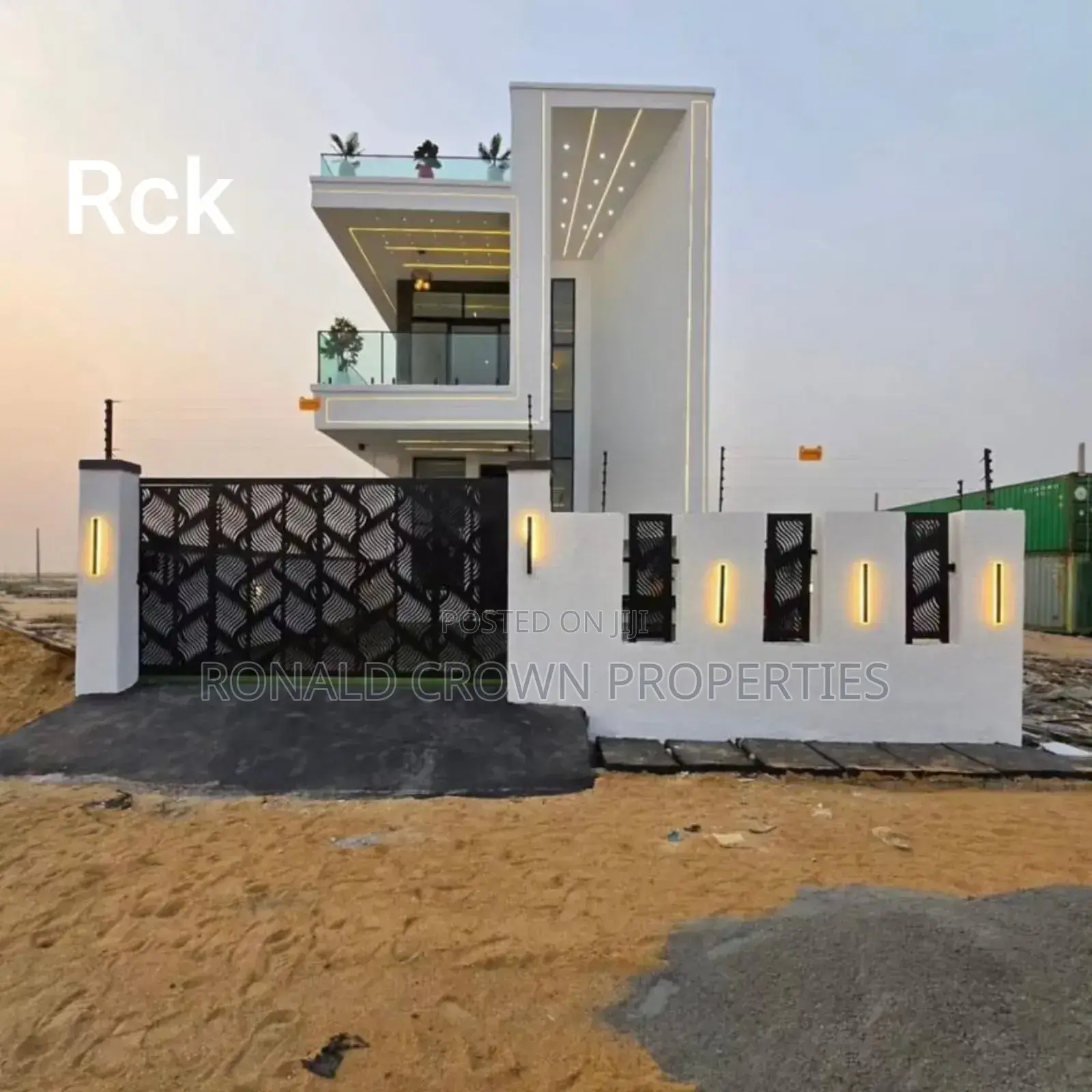 5bdrm Duplex in Ado / Ajah for sale in Ado / Ajah
