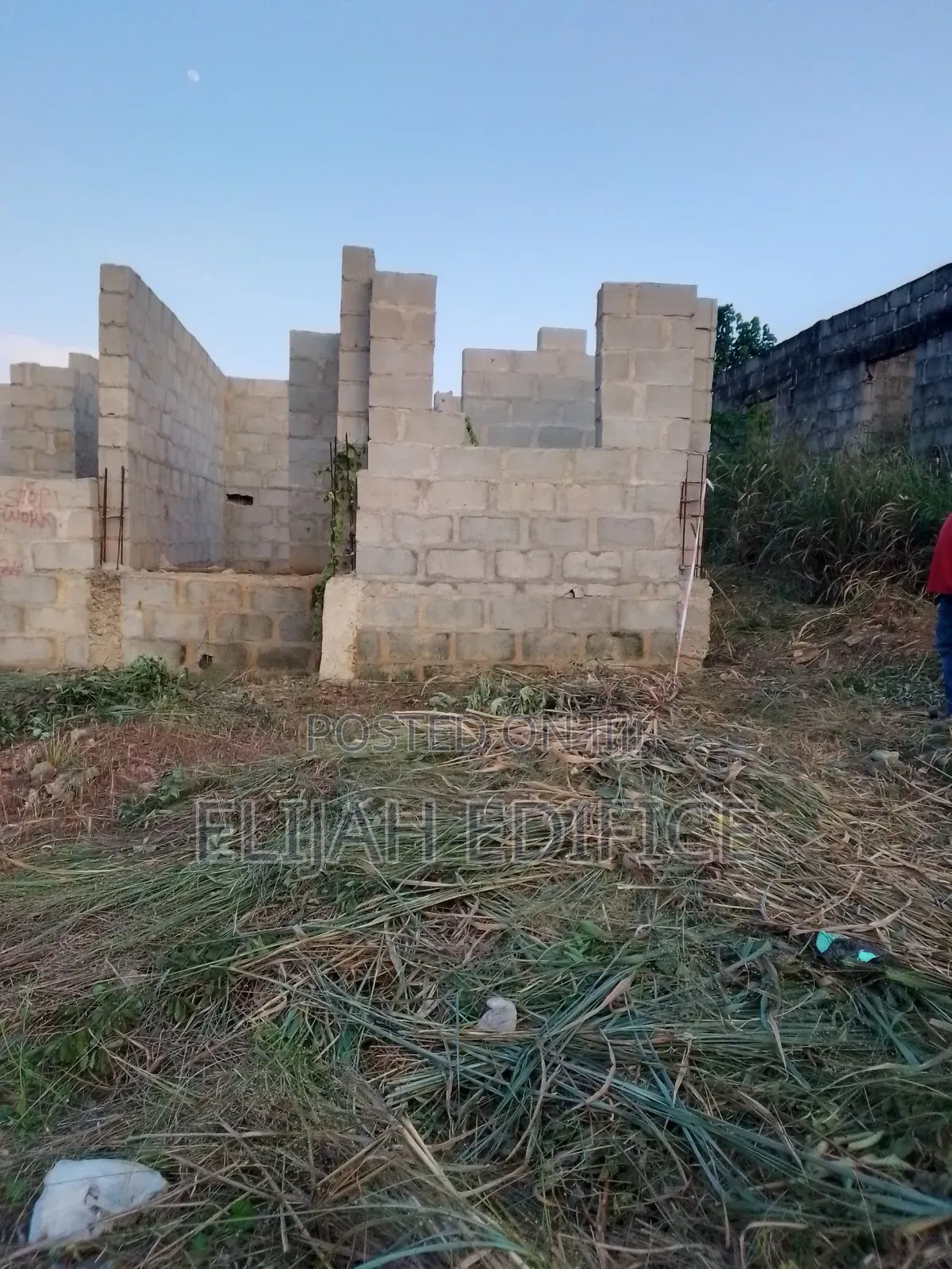 Half Plot With 2bedroom Structure at Parkview Estate, Ikorodu in Ikorodu