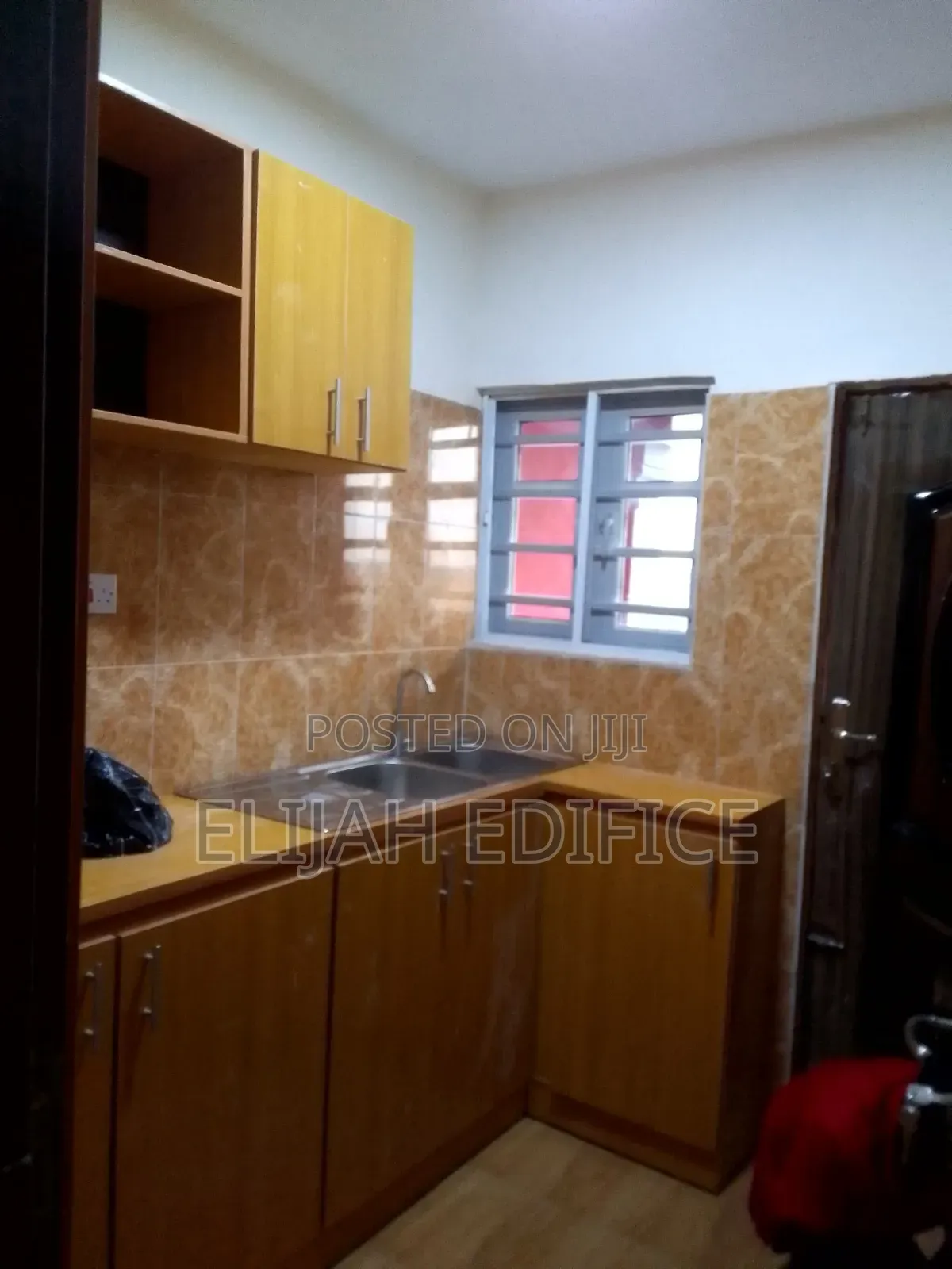 Furnished 2bdrm Block of Flats in Sheriff, Ikorodu Garage for rent in Ikorodu Garage