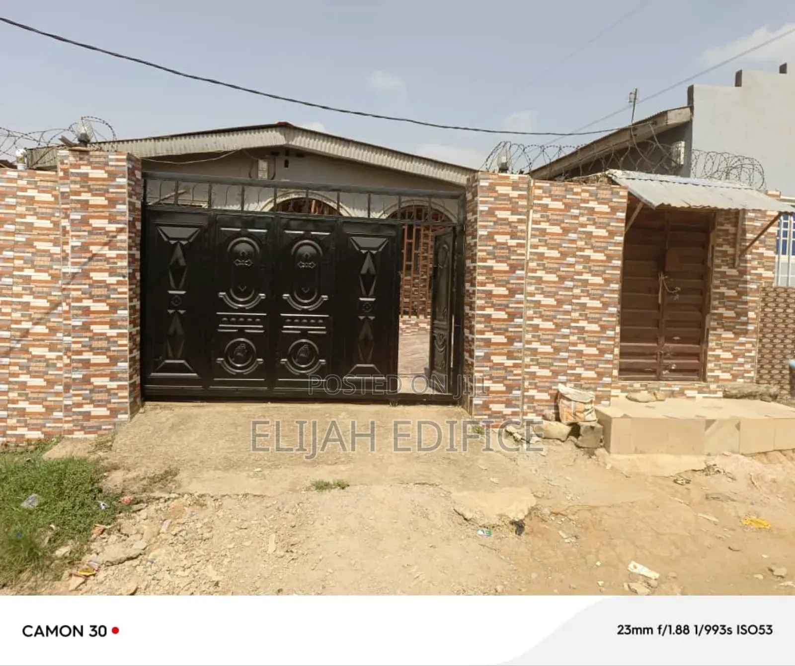 Furnished 5bdrm Bungalow in Ipaja for sale in Ipaja