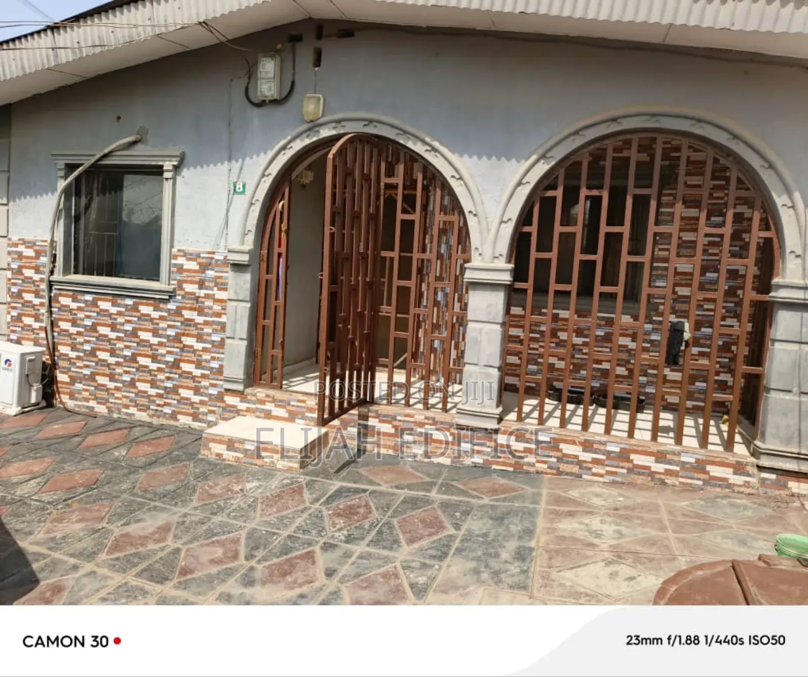 Furnished 5bdrm Bungalow in Ipaja for sale in Ipaja