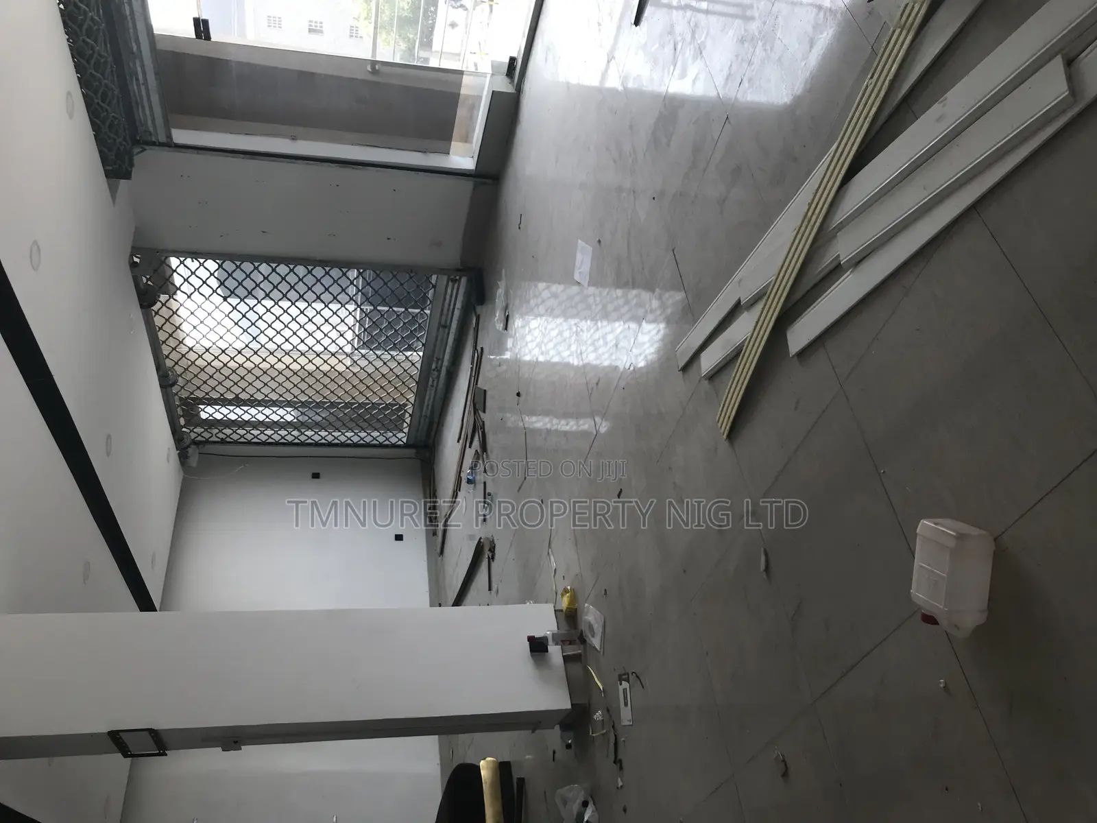 Shop Showroom for Rent at Orchild Road Lekki in Lekki