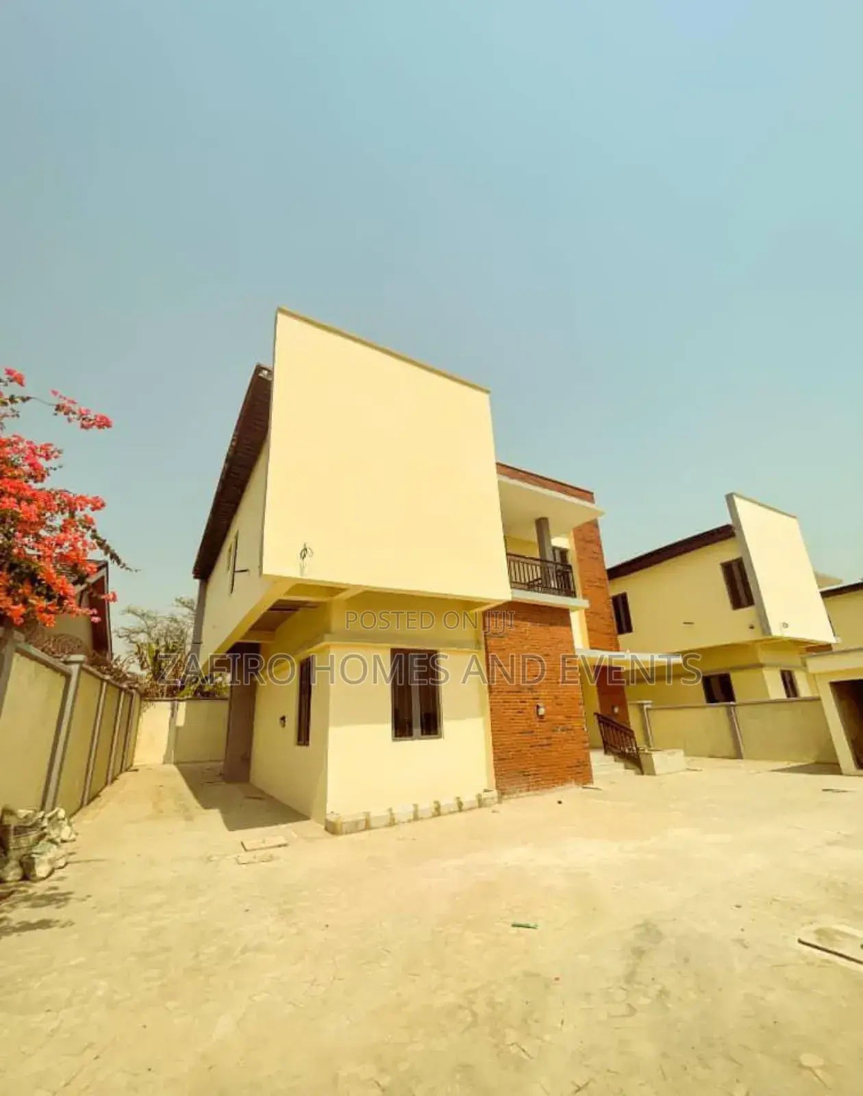 3bdrm Duplex in Gra Near Queens, Oluyole for sale in Oluyole