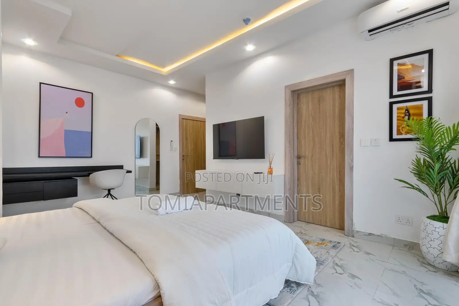 Stunning 2 Bedroom With Pool Balcony in Lekki Phase 1 in Lekki