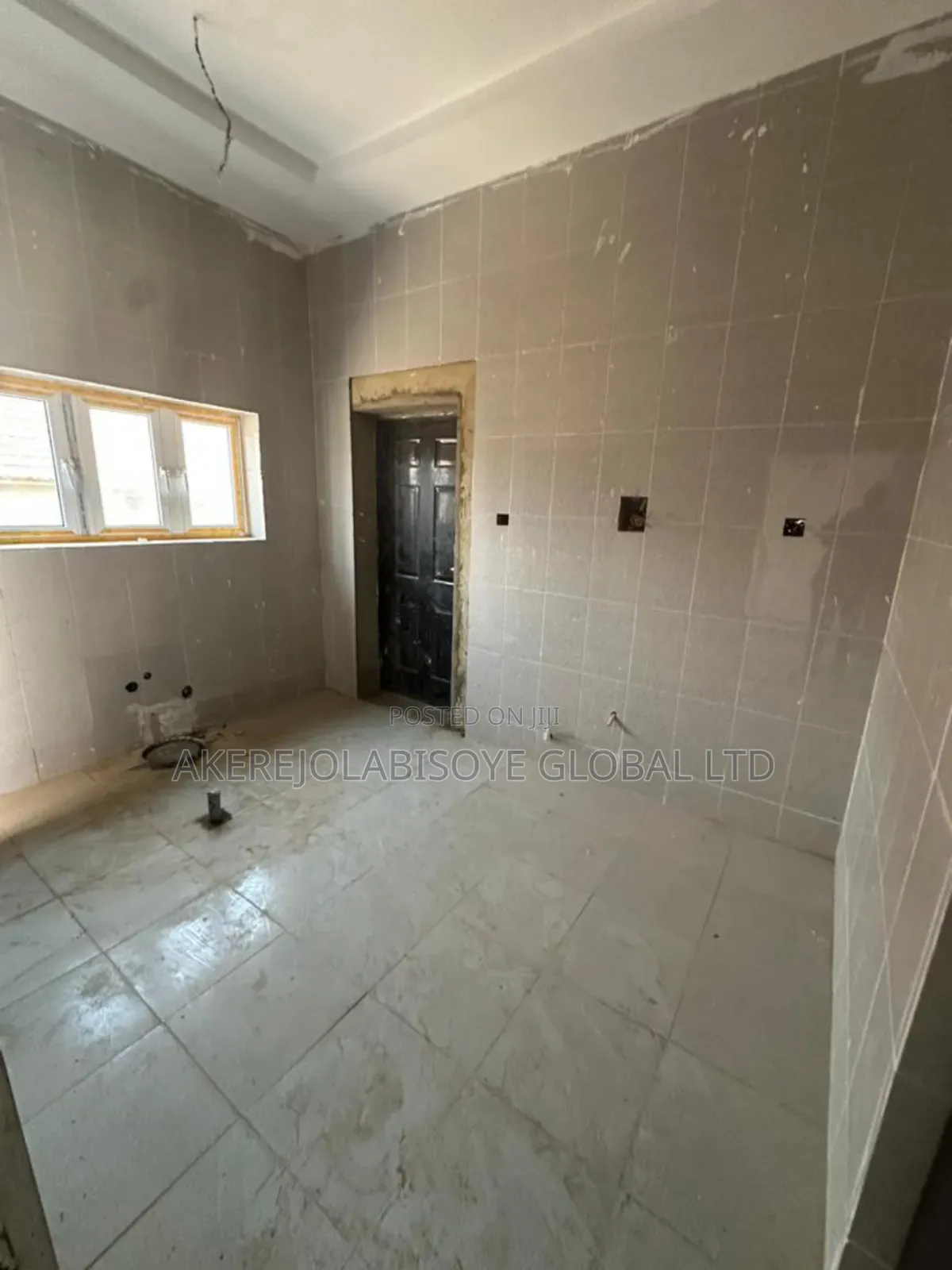 2bdrm Block of Flats in In An Estate for sale in Life Camp