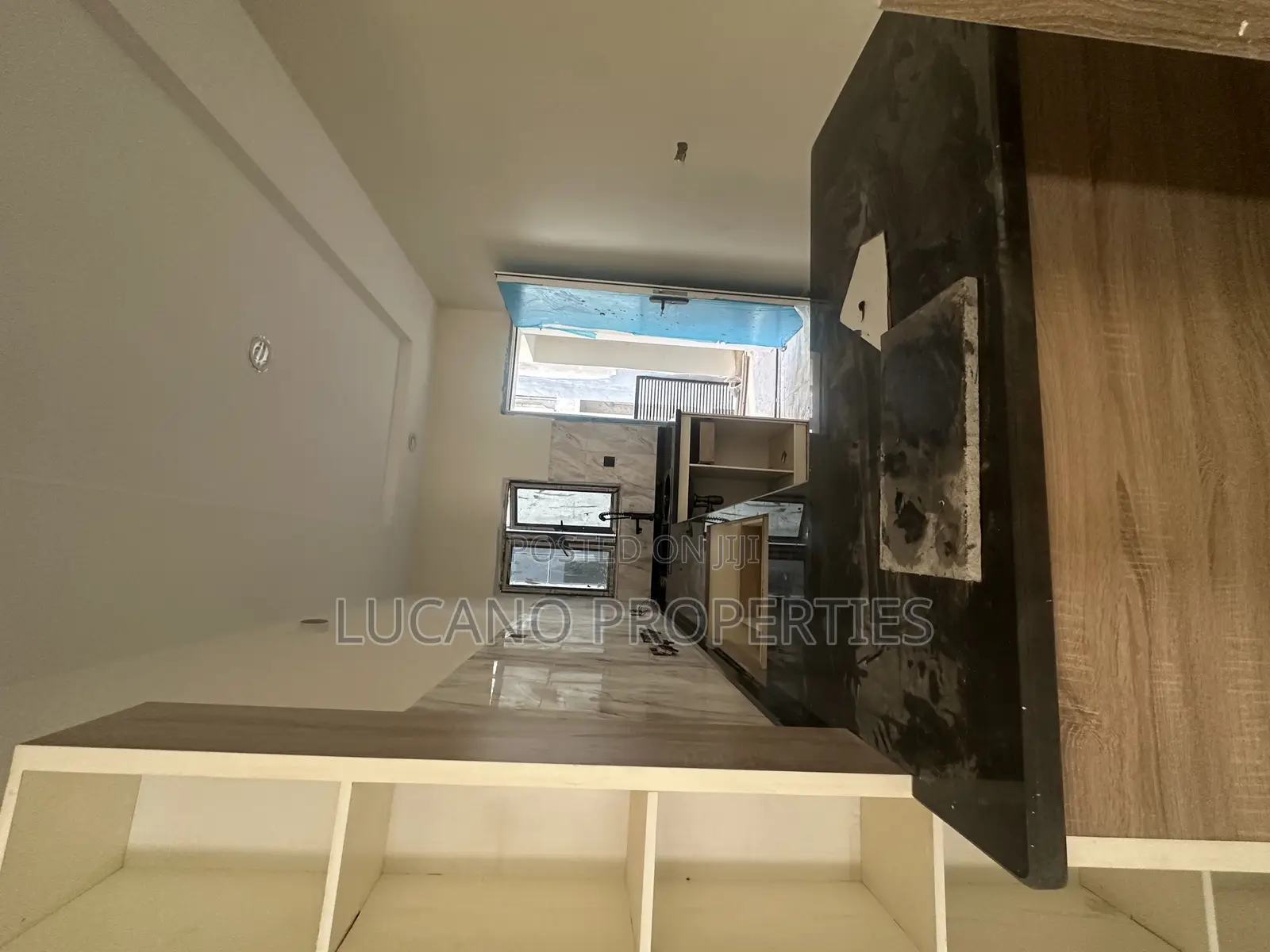 3bdrm Block of Flats in Jahi By Gilmore for sale in Jahi