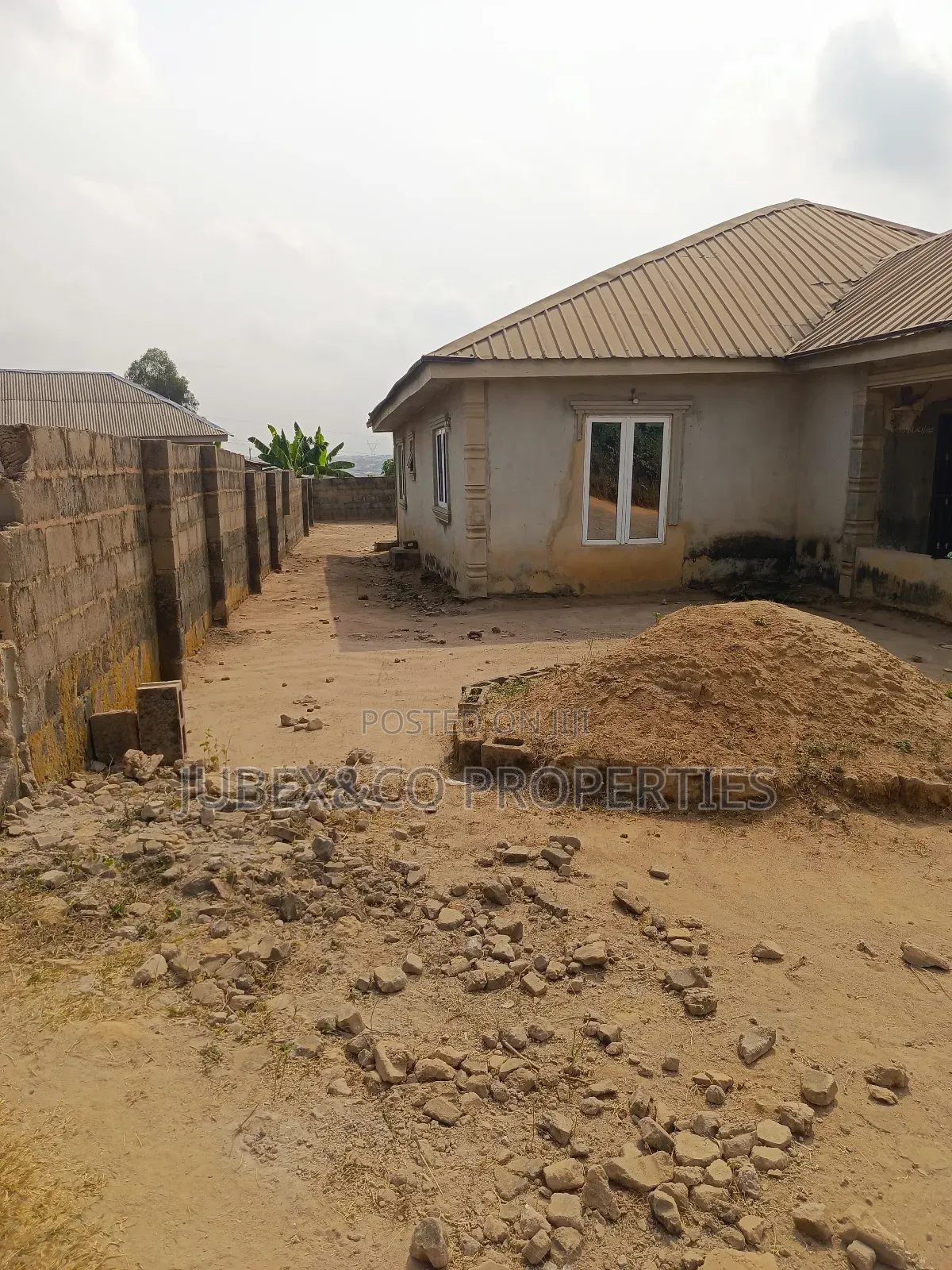 4bdrm Bungalow in Ifo for sale in Ifo