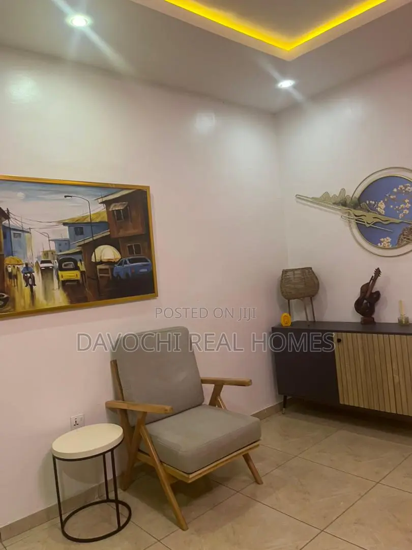 Furnished 2bdrm Apartment in Chevron Estate, for rent in Chevron