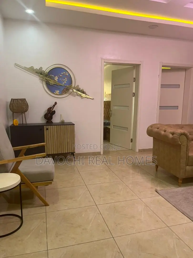 Furnished 2bdrm Apartment in Chevron Estate, for rent in Chevron