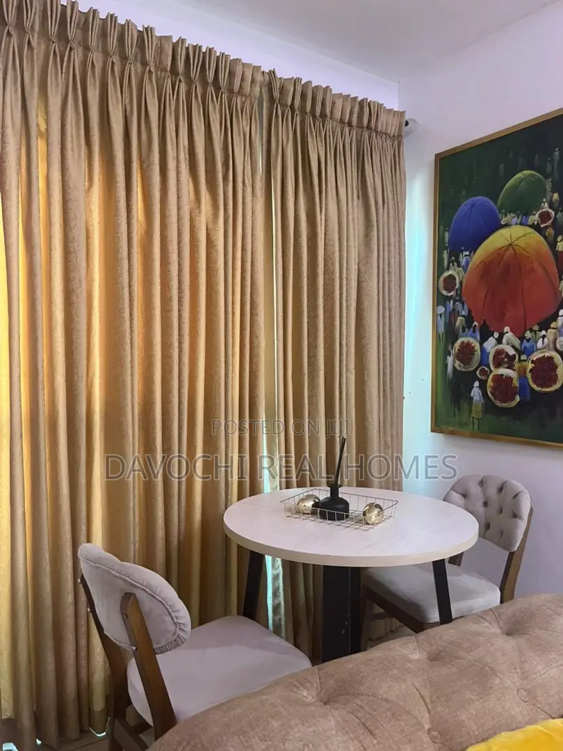 Furnished 2bdrm Apartment in Chevron Estate, for rent in Chevron