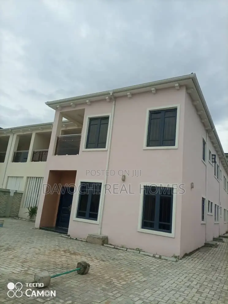 4bdrm Apartment in Lekki Phase1 for rent in Lekki Phase 1