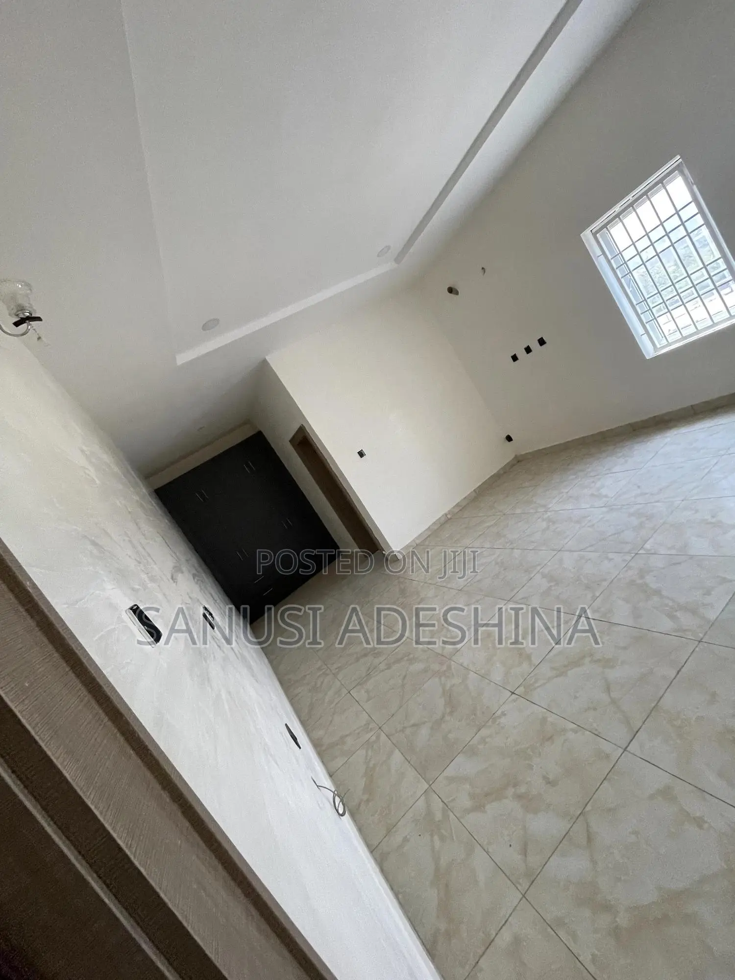 A Very Good Shop Space for Sale in Gwarinpa