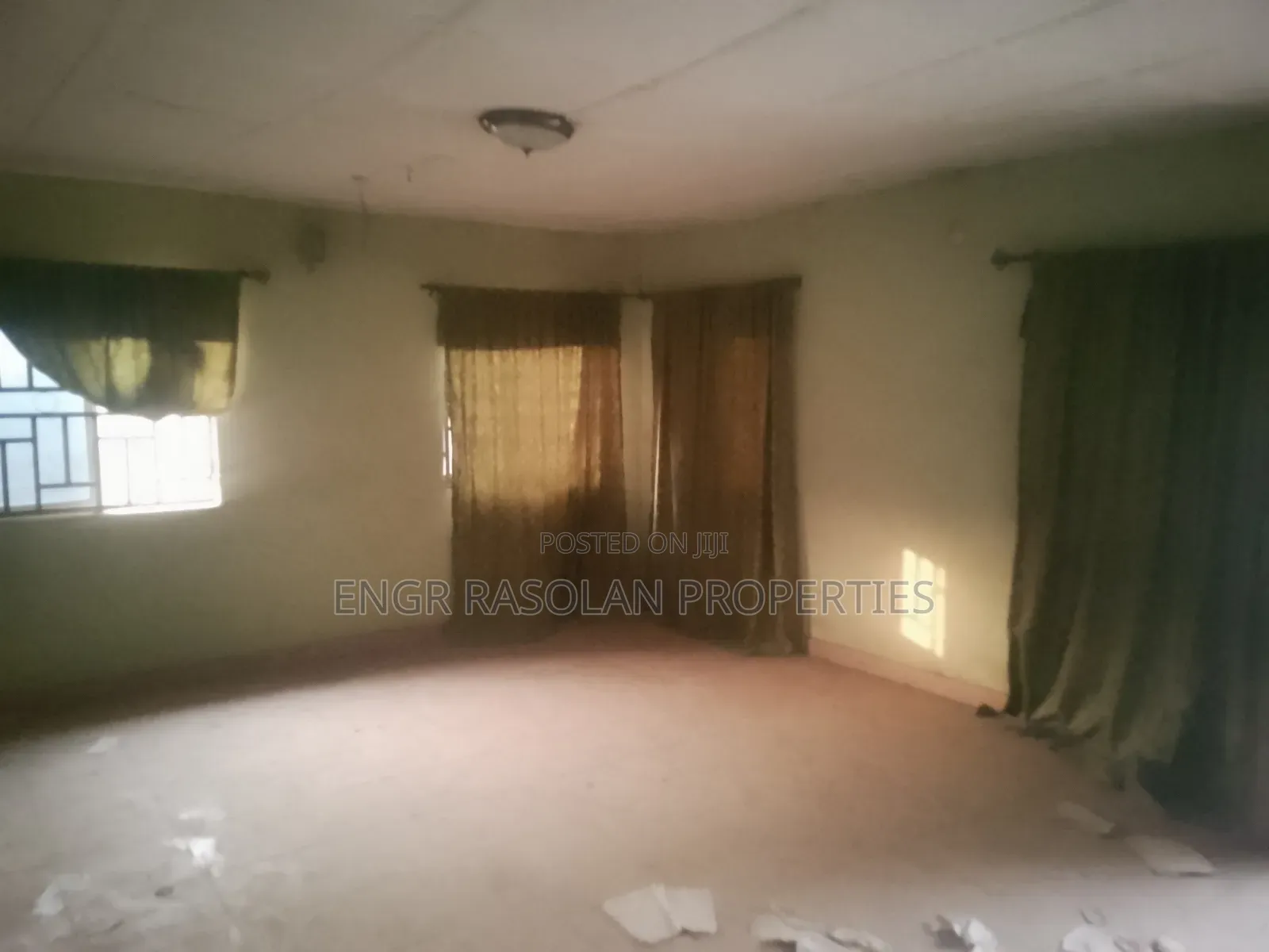 5bdrm Bungalow in Ganmo, Ifelodun-Kwara for sale in Ifelodun-Kwara