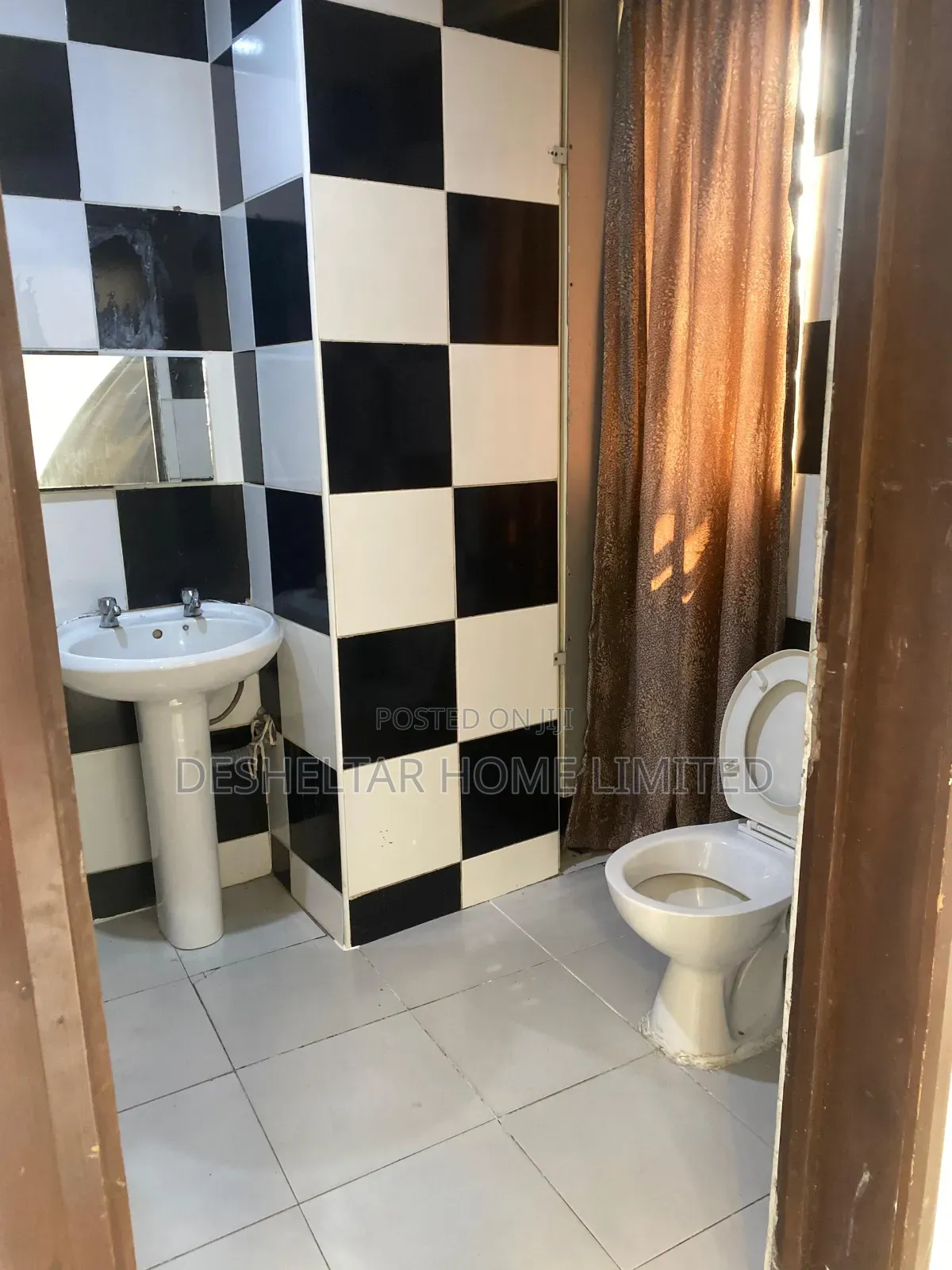 3bdrm Shared Apartment in Southern View Estate, Chevron for rent in Chevron