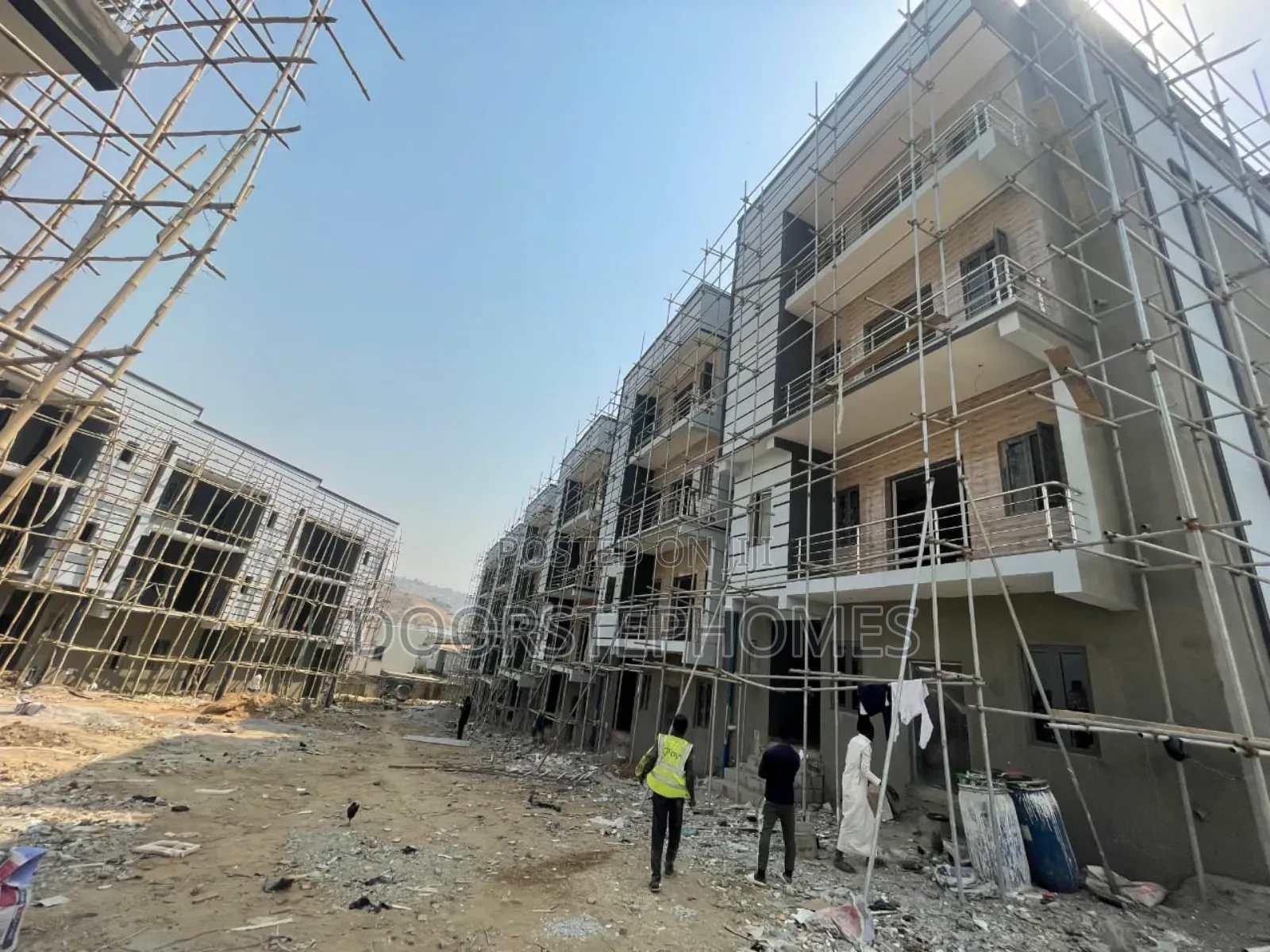 4bdrm Terrace + BDRM Apartment Bq in Serenity Park Estate, for Sale in Life Camp