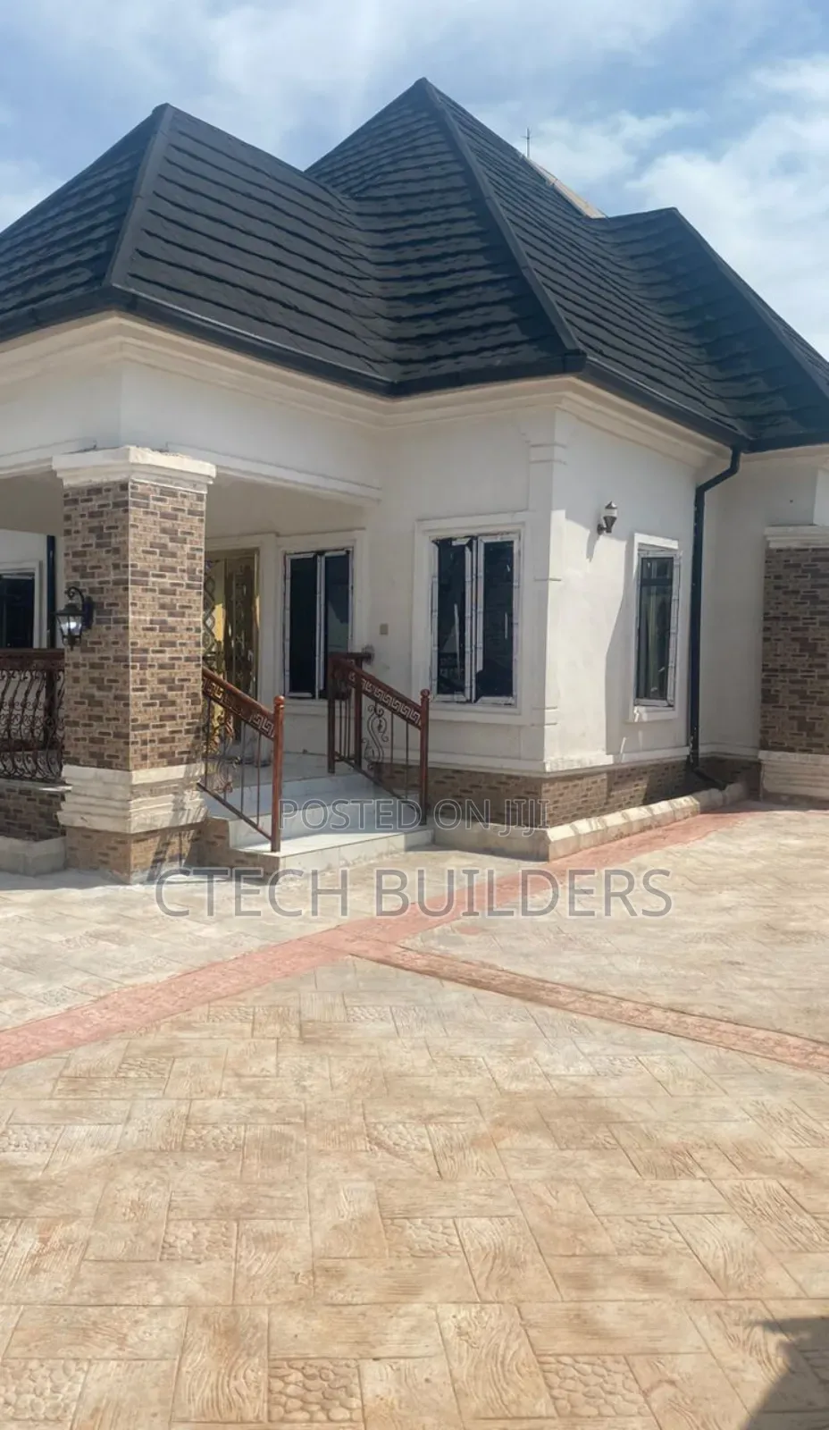 4bdrm Bungalow in Benin City for sale in Benin City