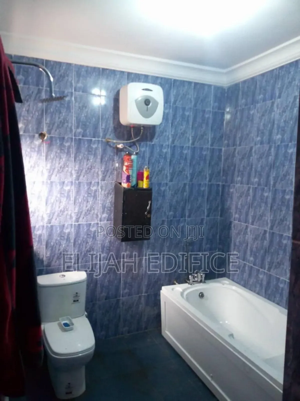 Furnished 3bdrm Bungalow in Odogunyan, Ikorodu Garage for sale in Ikorodu Garage