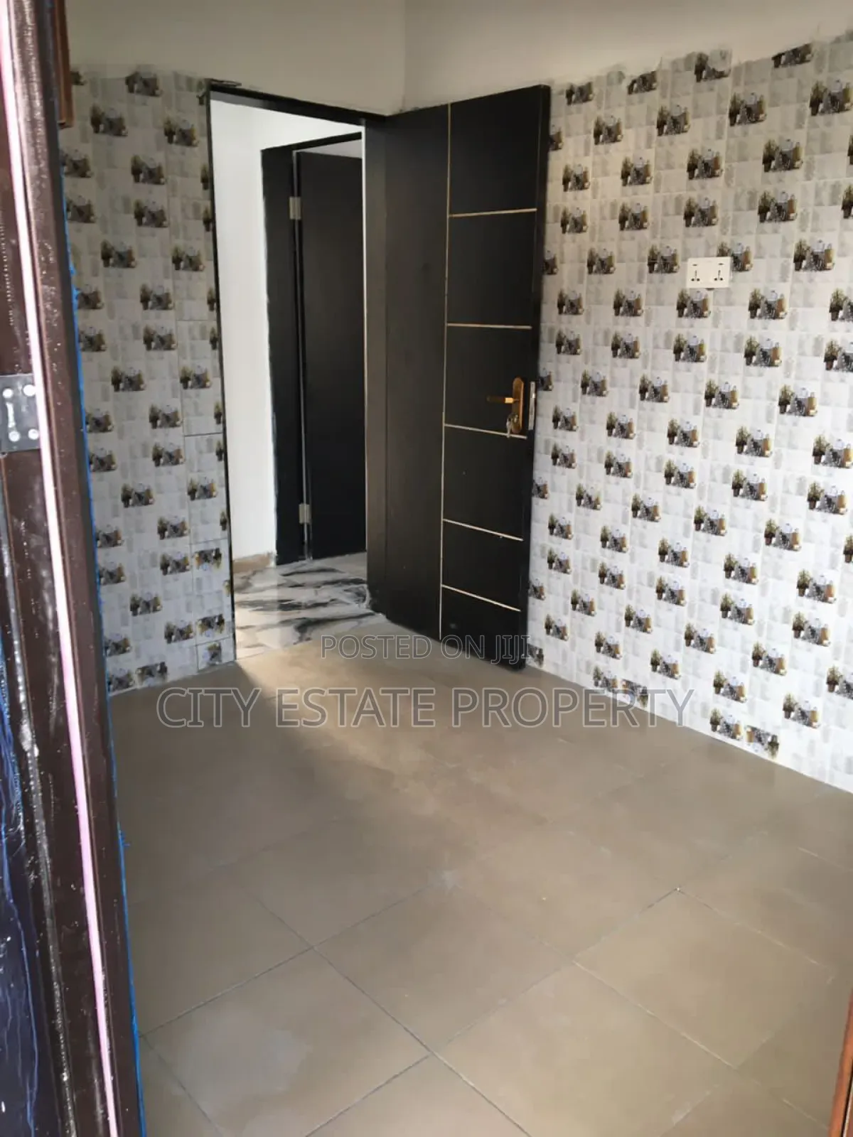 Furnished 2bdrm Block of Flats in Farm Road, Port-Harcourt for rent in Port-Harcourt