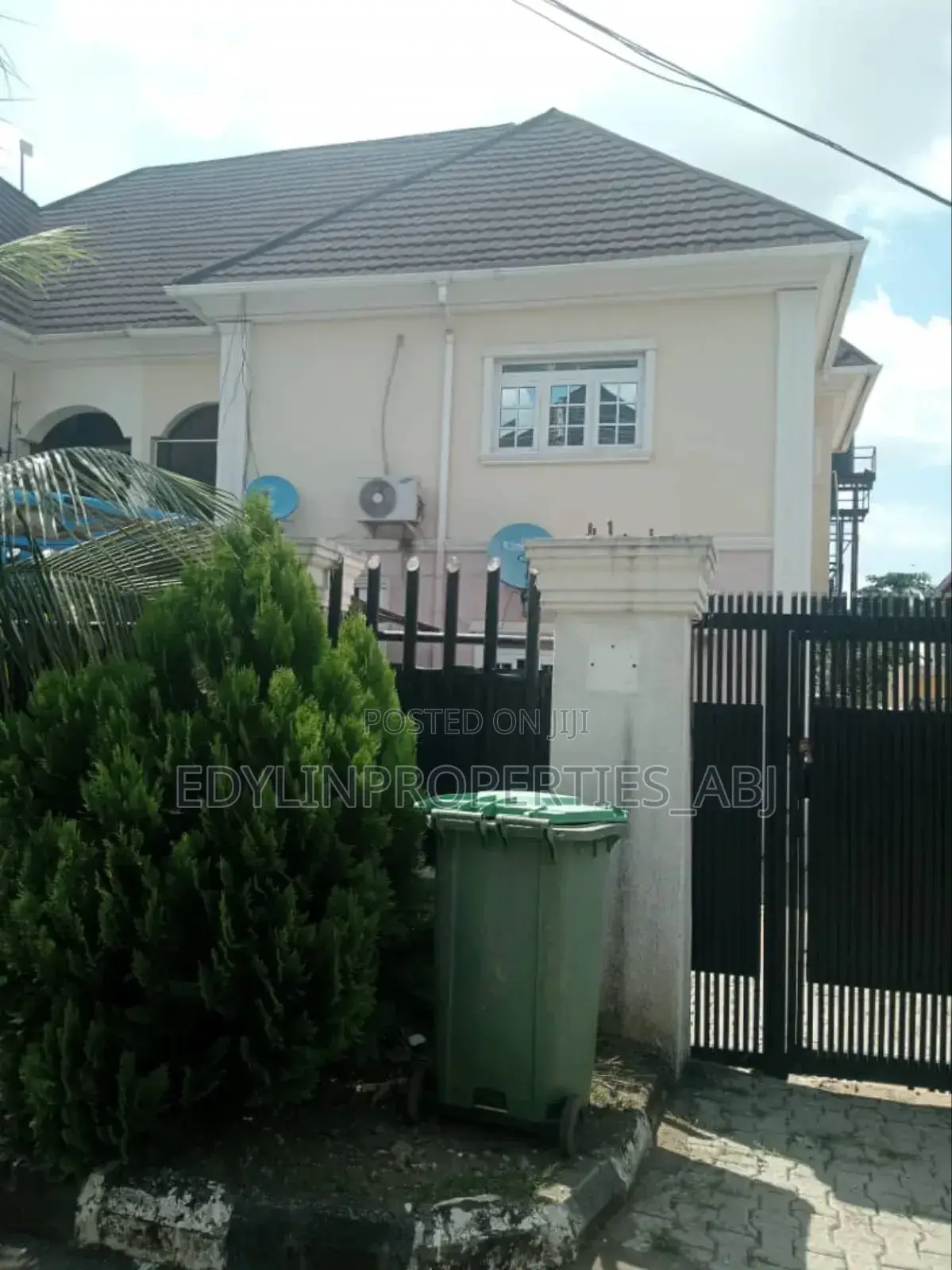 4 Bedroom Semi Detached Duplex in Galadimawa