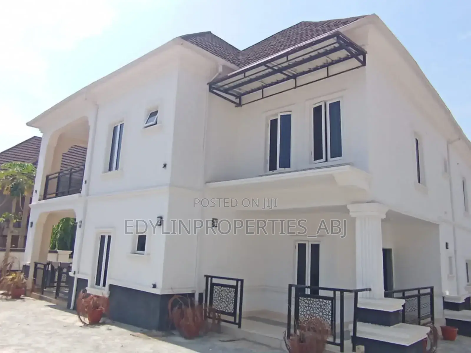 5 Bedroom Detached Duplex in Jabi