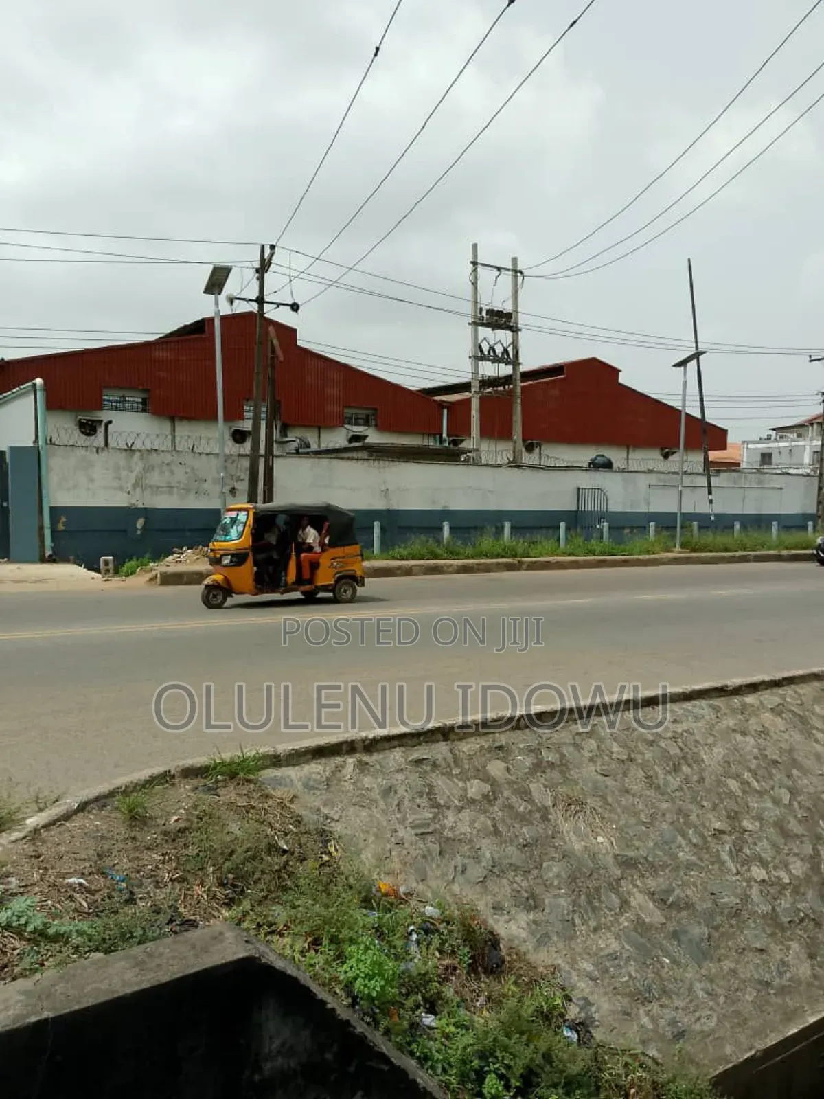 For Sale 2 Bay Warehouse Office Space Restaurant Acme Ikeja in Acme Road