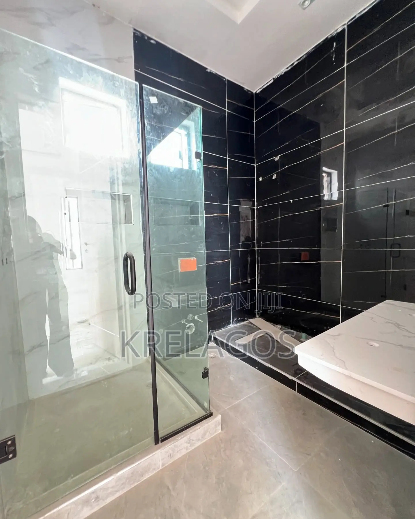 4-Bedroom Fully Detached Duplexes With Swimming Pool in Chevron