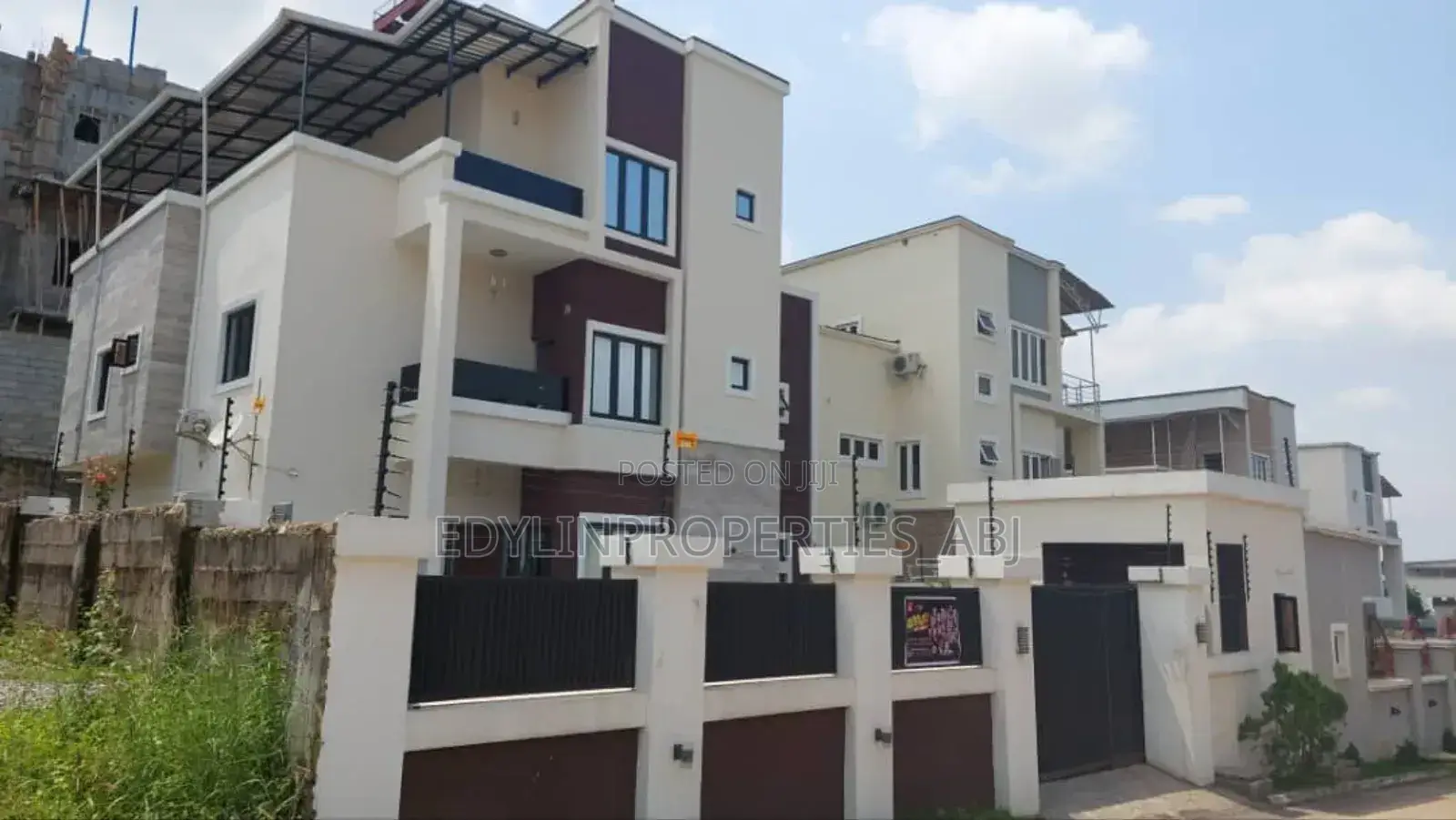 5 Bedroom Semi Detached Duplex Guzape in Guzape District