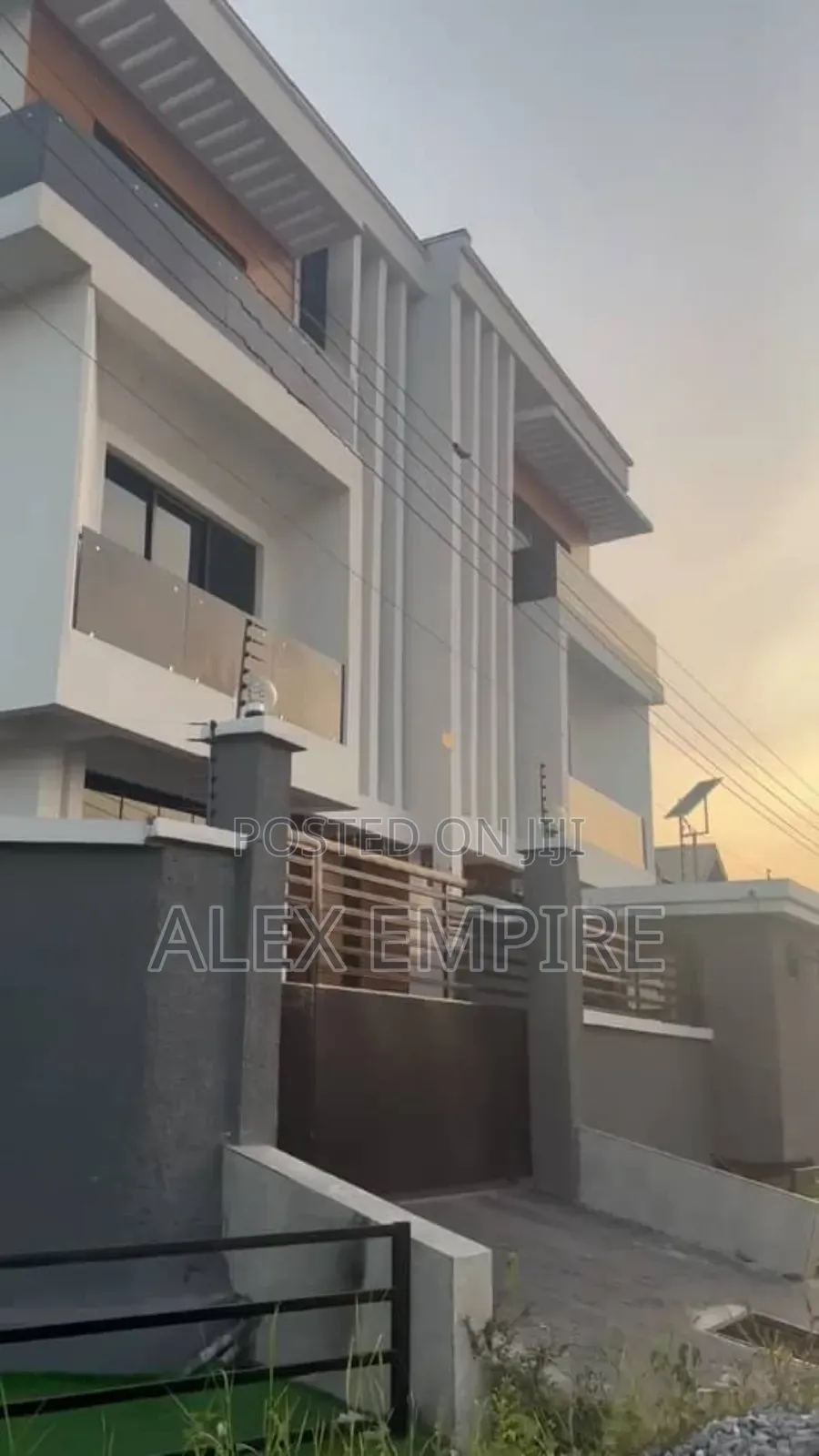 5bdrm Duplex in Amuwo-Odofin for sale in Amuwo-Odofin