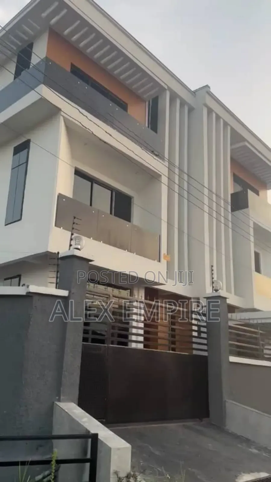 5bdrm Duplex in Amuwo-Odofin for sale in Amuwo-Odofin