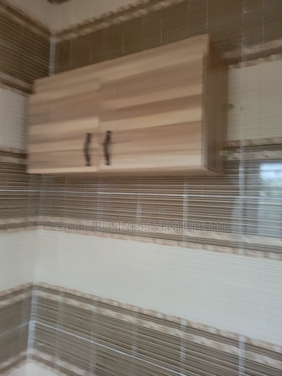 1bdrm Apartment in 2Sisters Agbor Road, Benin City for rent in Benin City