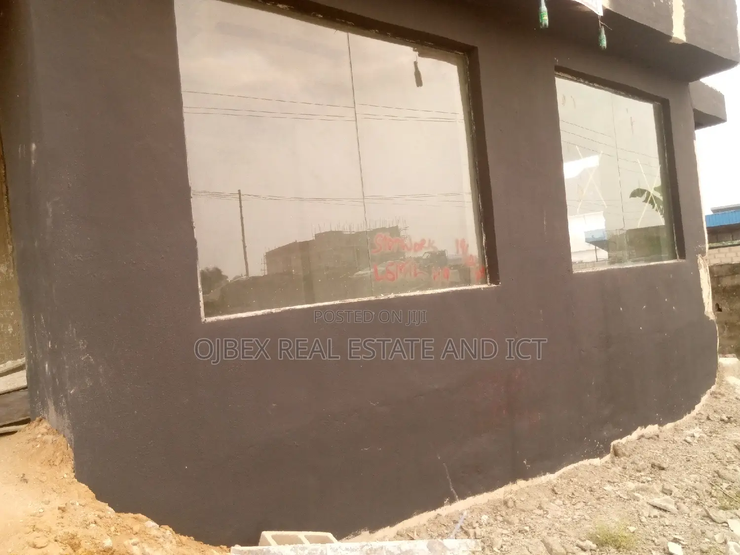 Modern Plaza/Shop/Office in Ajah