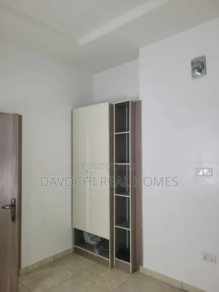 3bdrm Apartment in Chevron, Lekki for rent in Chevron