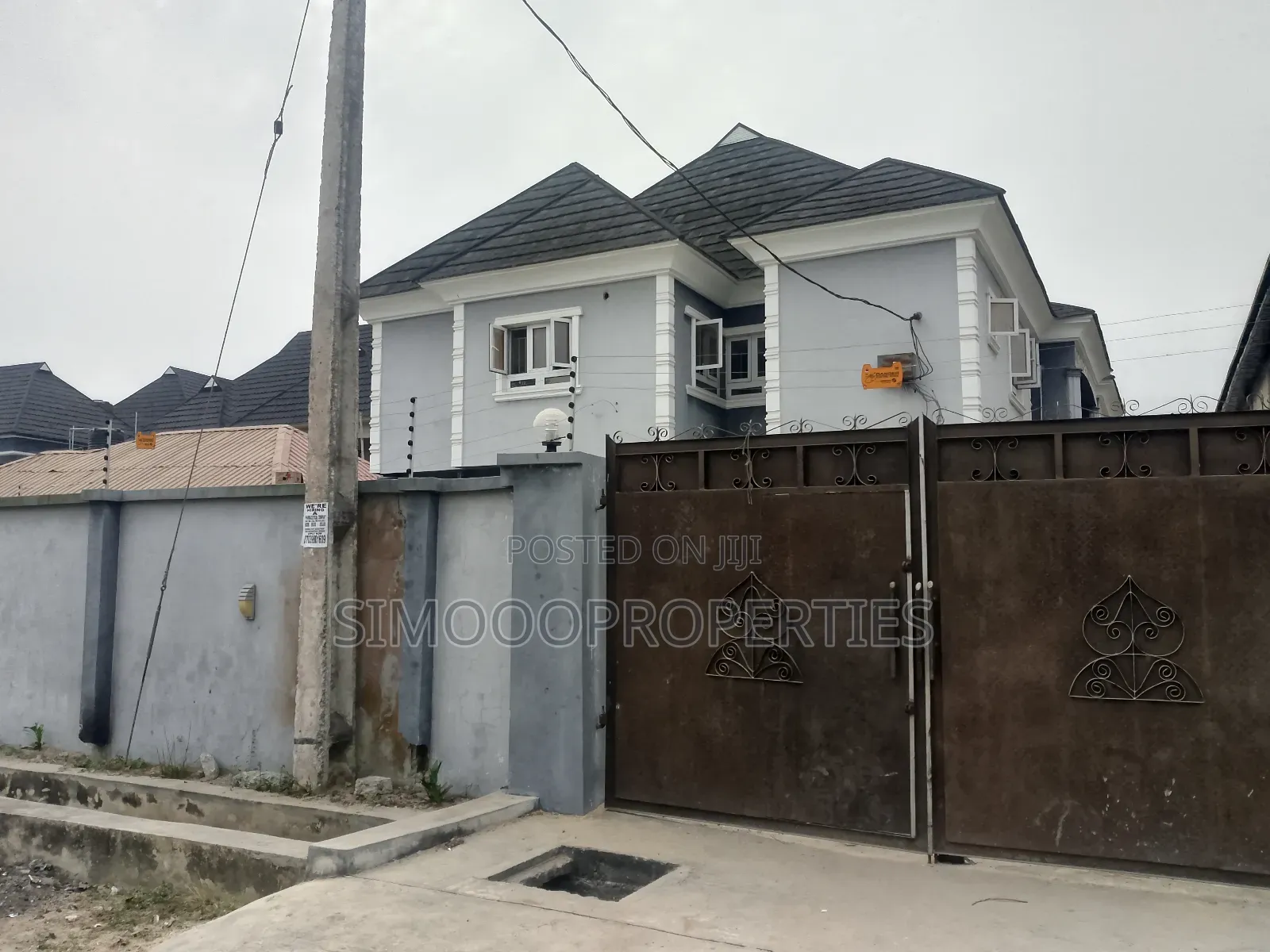 Furnished 3bdrm Block of Flats in Igando Oloja for sale in Igando-Oloja