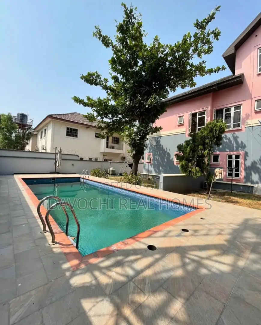 5bdrm Apartment in Lekki Phase1 for rent in Lekki Phase 1