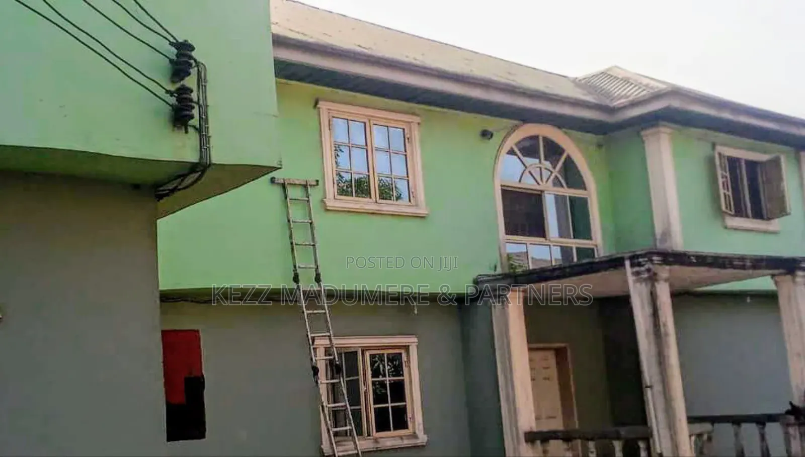 4bdrm Duplex in Off Sars Road, Port for sale in Port-Harcourt