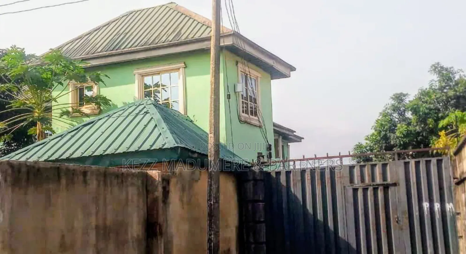 4bdrm Duplex in Off Sars Road, Port for sale in Port-Harcourt