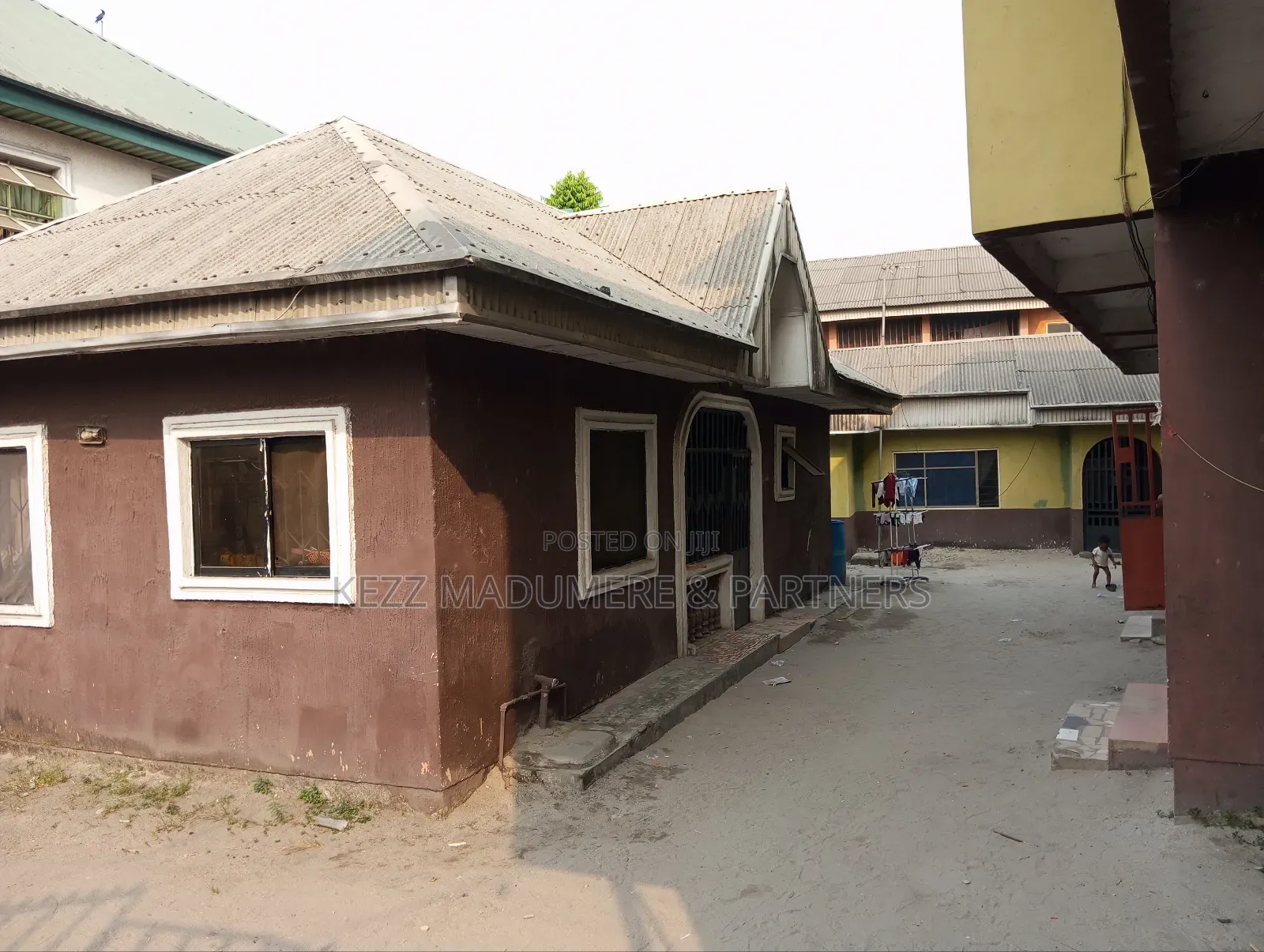 7bdrm Block of Flats in Off Omachi Estate,, Port-Harcourt for sale in Port-Harcourt