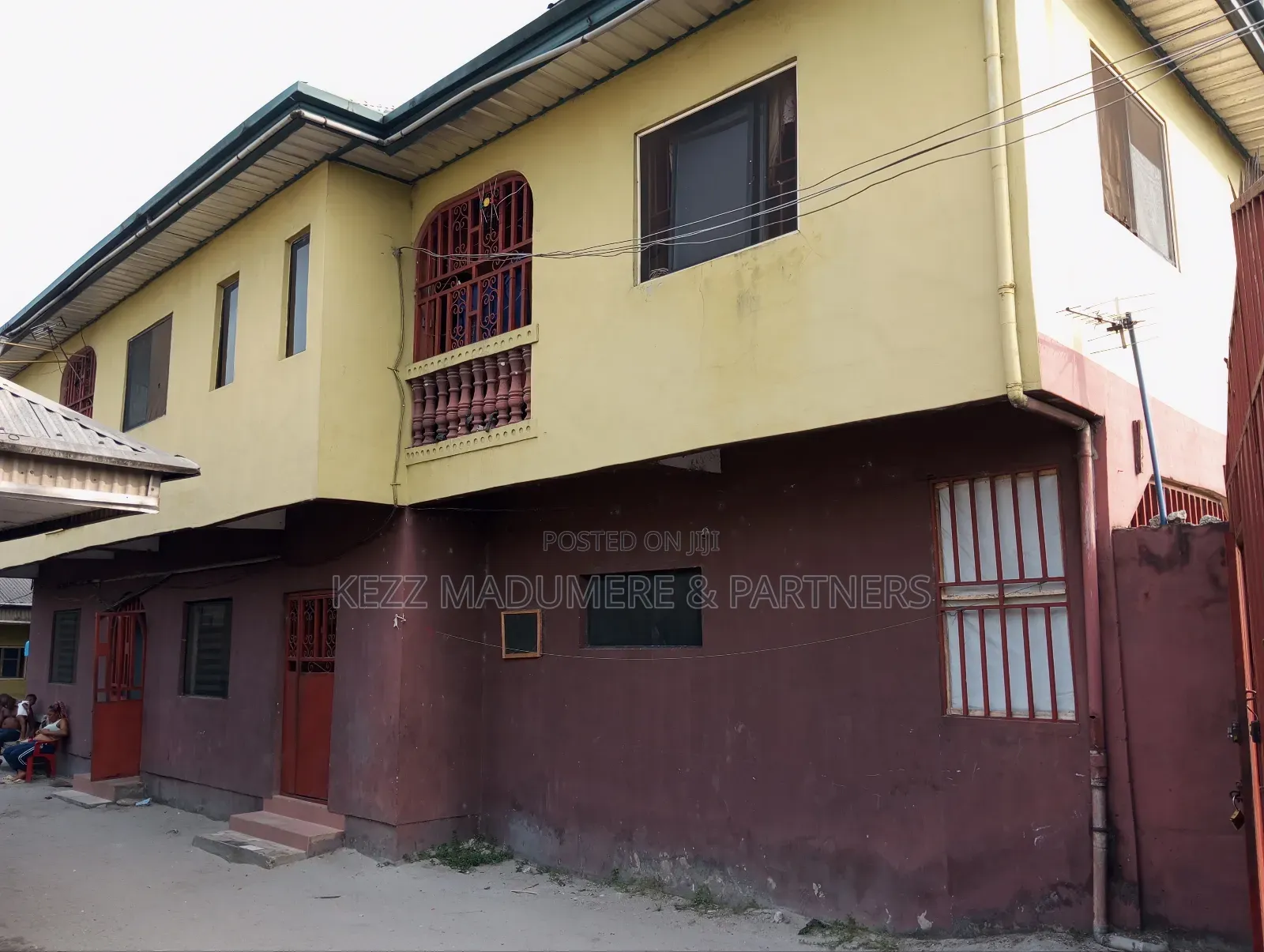 7bdrm Block of Flats in Off Omachi Estate,, Port-Harcourt for sale in Port-Harcourt