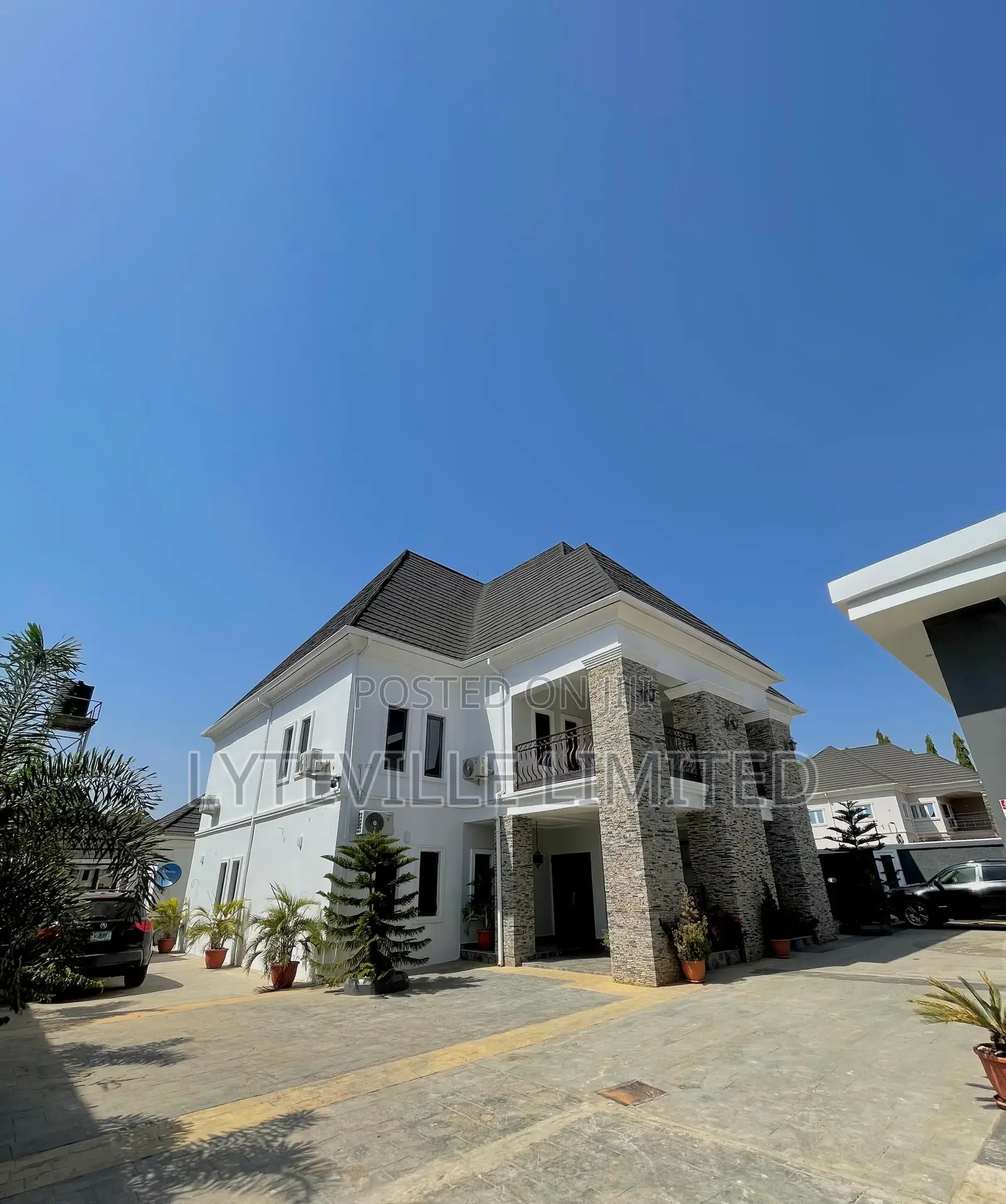 Furnished 7bdrm Duplex in Lokogoma for sale in Lokogoma
