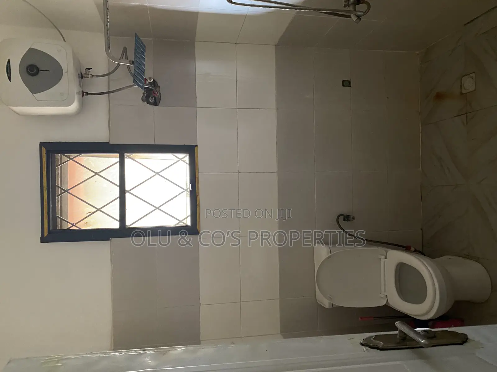 Furnished Studio Apartment in Zone 7 for rent in Zone 7 / Wuse