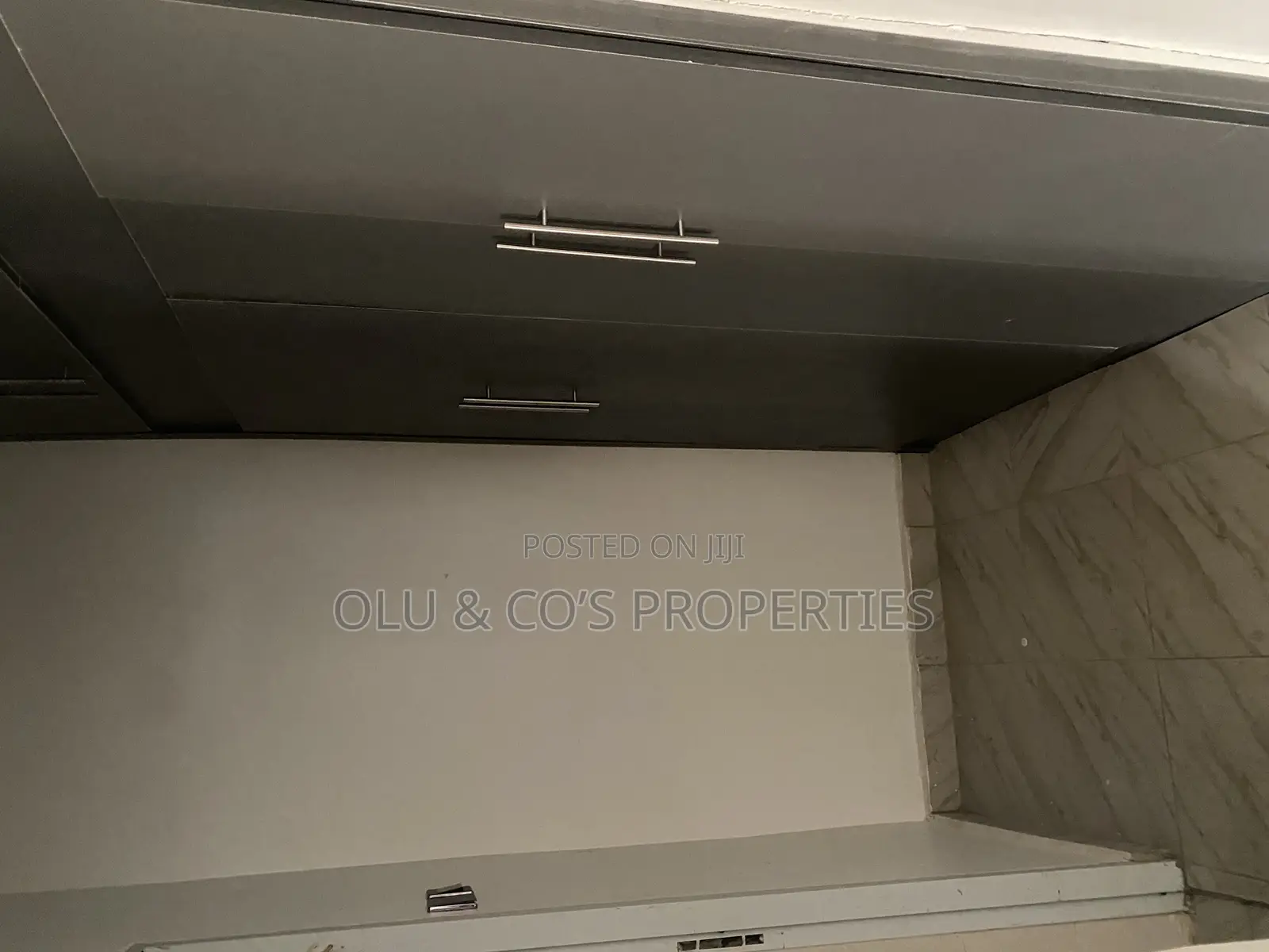 Furnished Studio Apartment in Zone 7 for rent in Zone 7 / Wuse