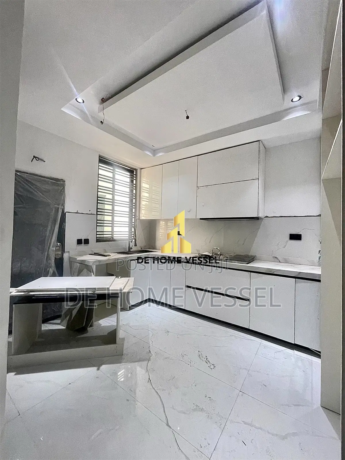 4bdrm Townhouse/Terrace in Ikoyi for Sale in Ikoyi
