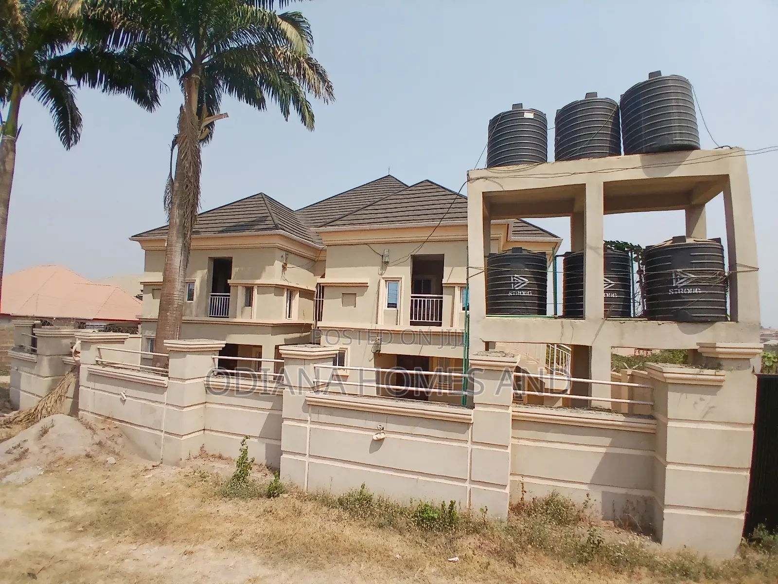 12bdrm Apartment in Akobo Ojurin for sale in Akobo