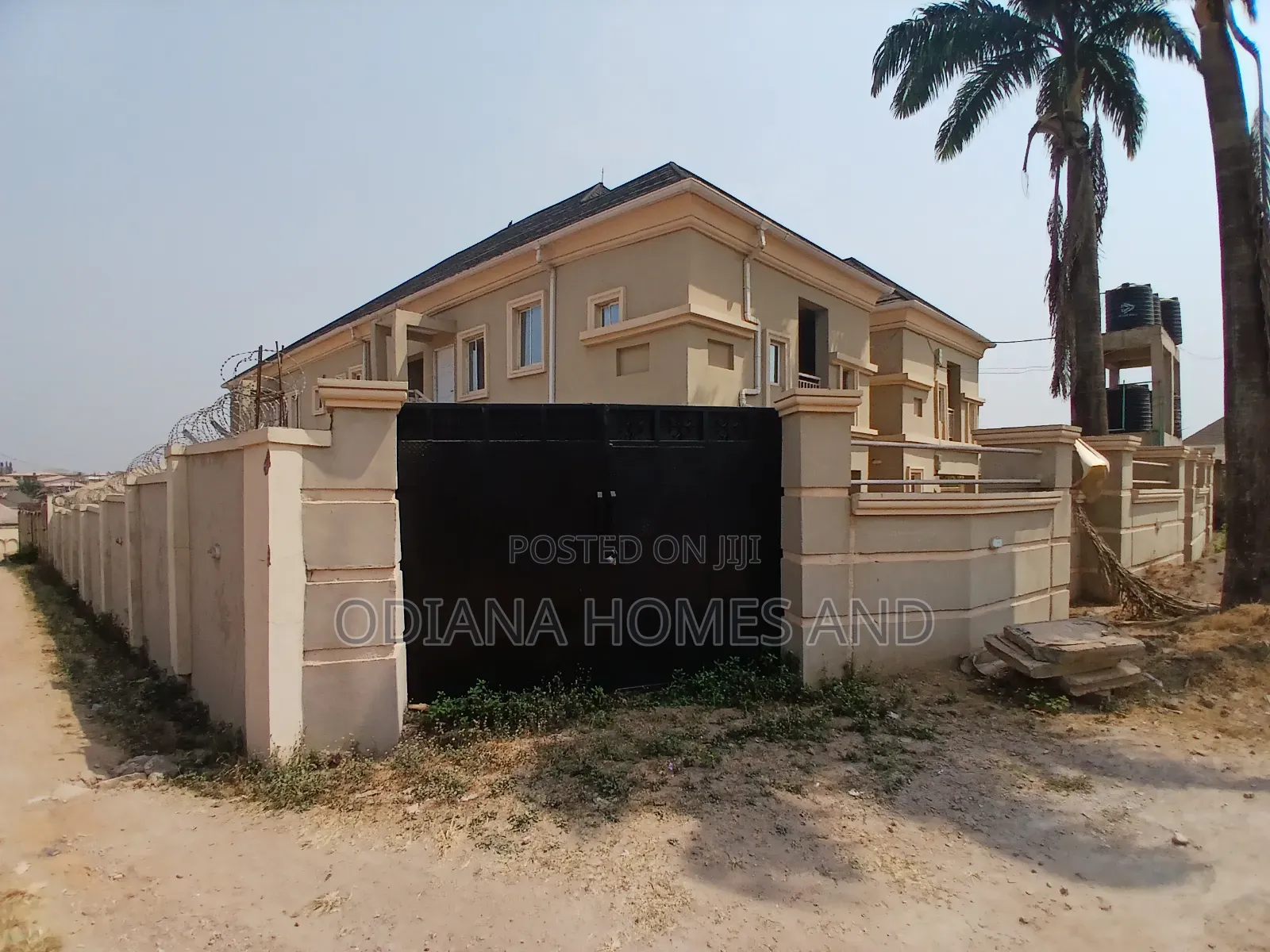 12bdrm Apartment in Akobo Ojurin for sale in Akobo