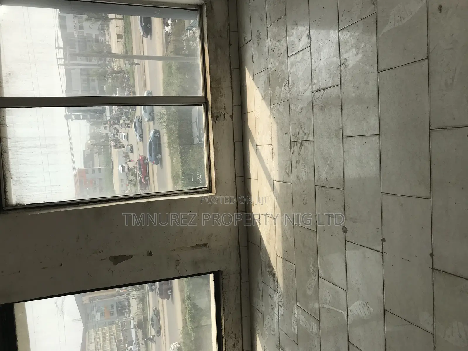 Showroom Shop Hall for Rent Facing Lekki Epe Igbo Efon in Igbo-efon