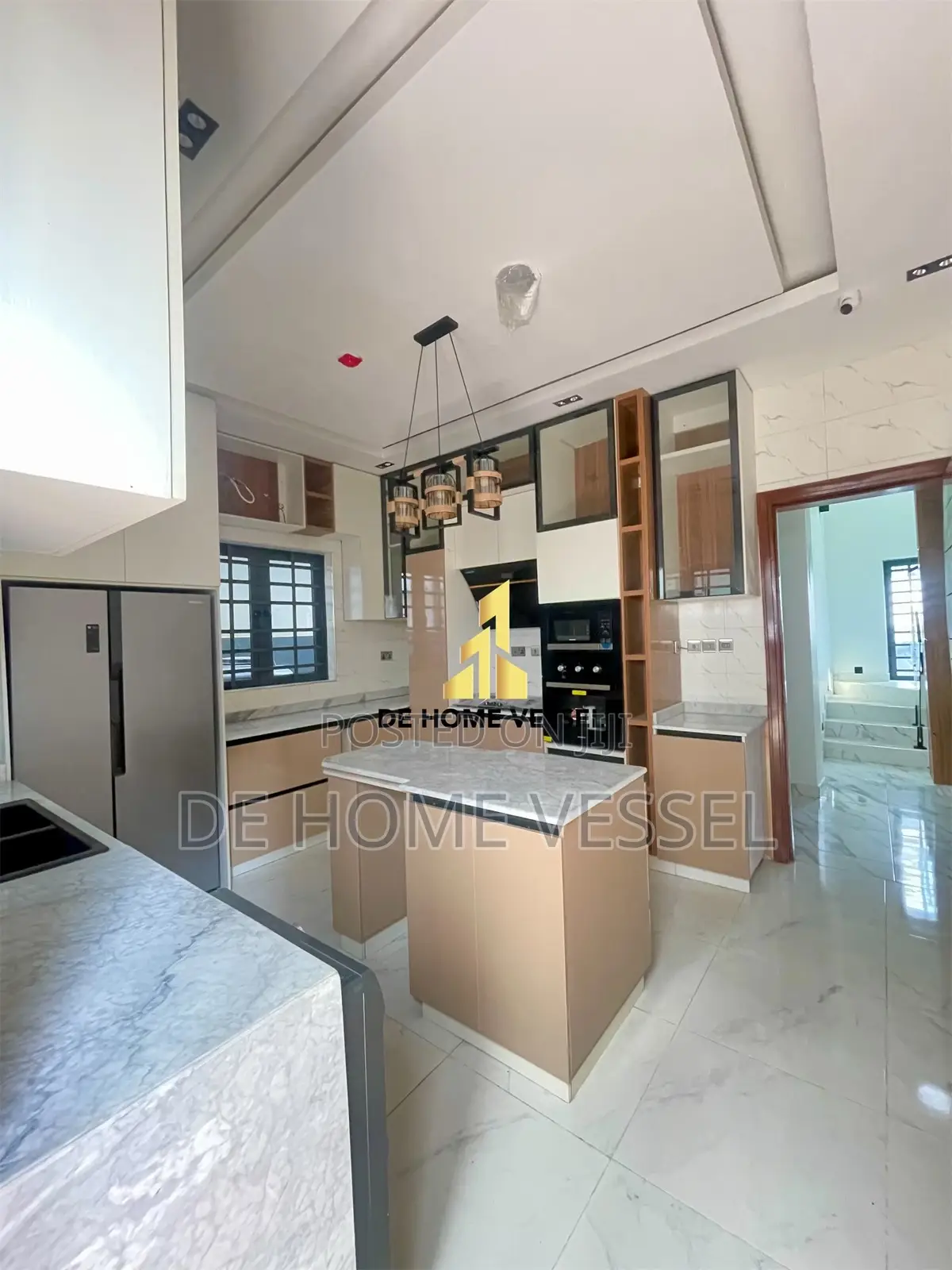 5bdrm Duplex in Ikate for sale in Ikate