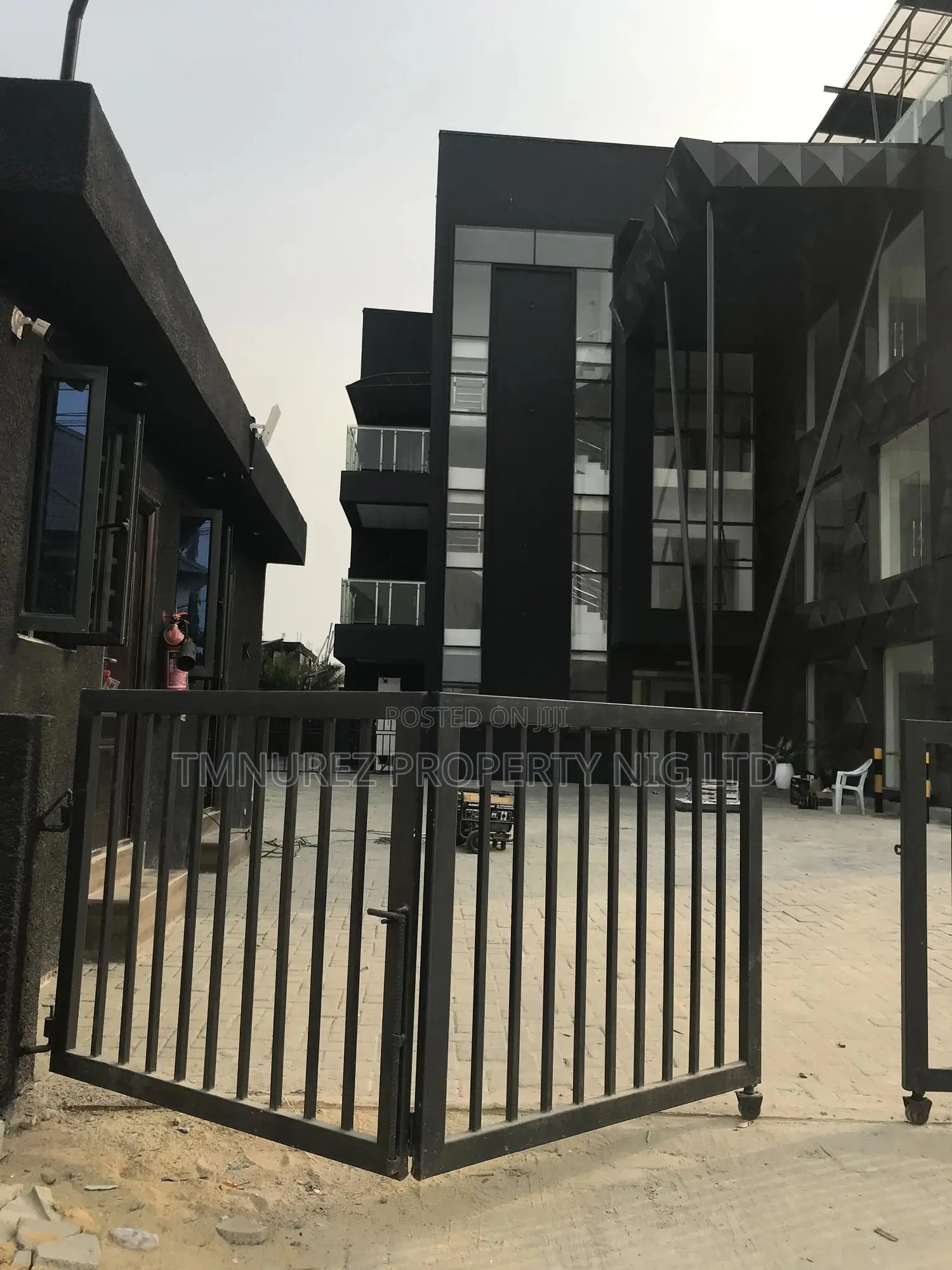 Shop Open Space for Rent at Lekki Phase1, in Lekki Phase 1