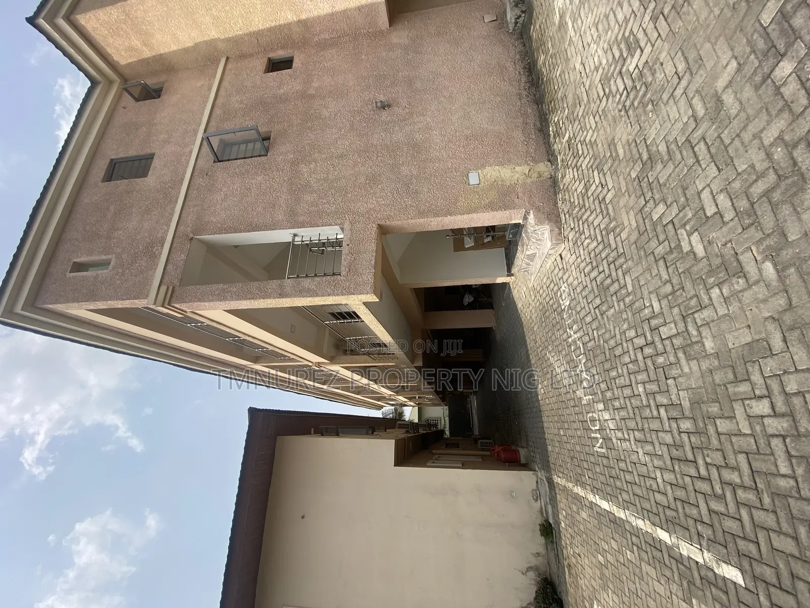1bdrm Apartment in Lekki Phase 1 for rent in Lekki Phase 1