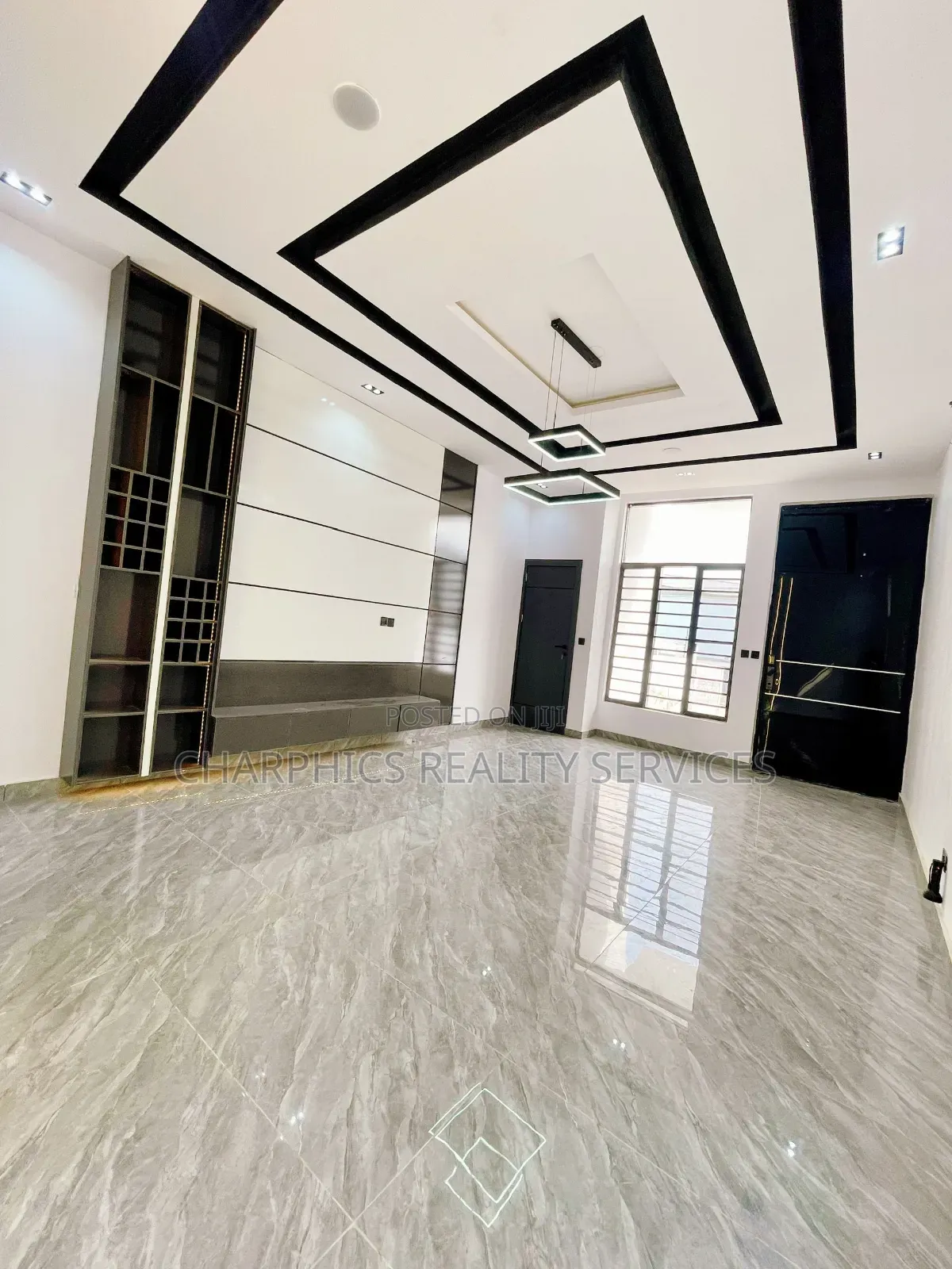 4bdrm Duplex in Ikota for sale in Ikota